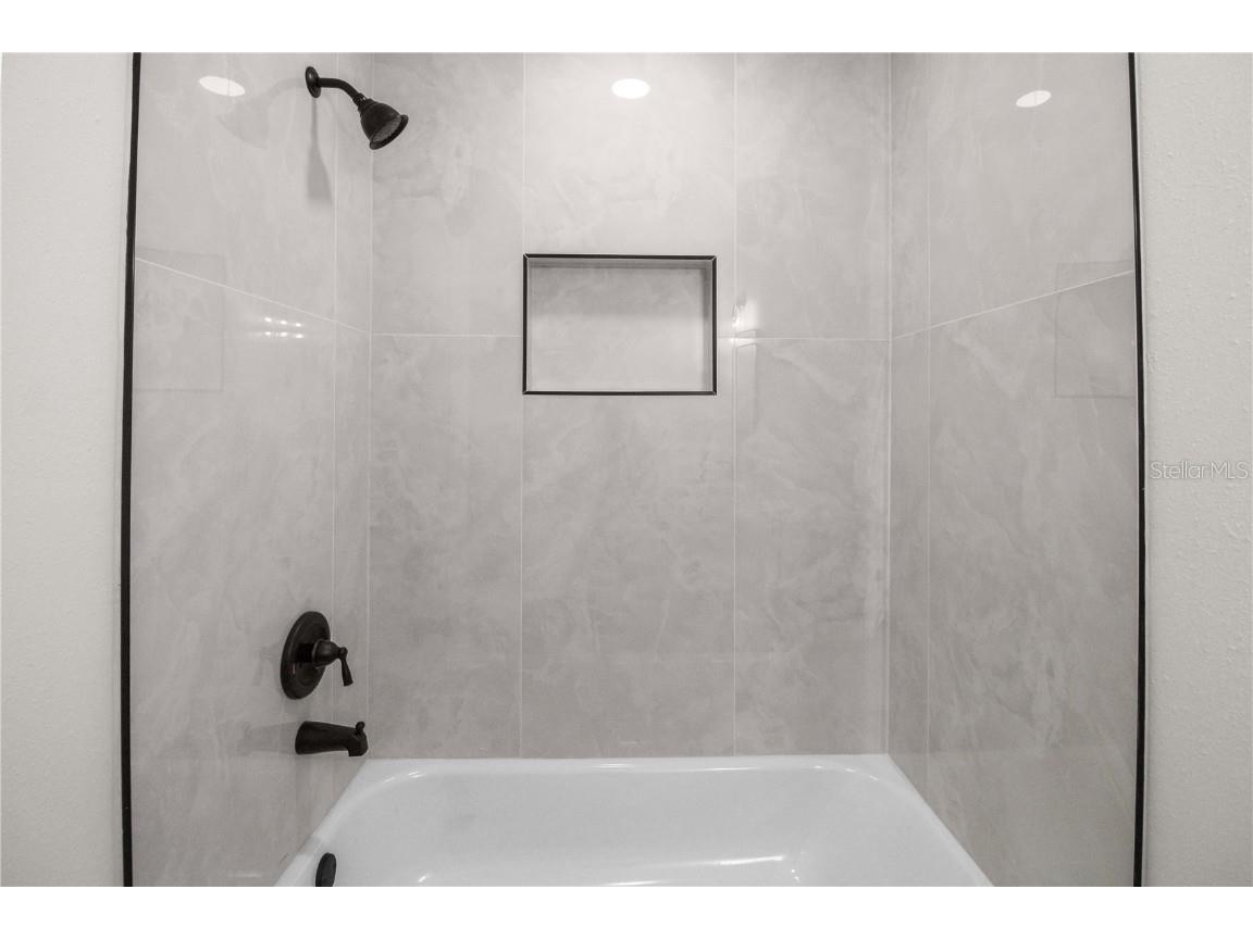 8537 74th Avenue N Seminole FL 33777 TB8458676 image19