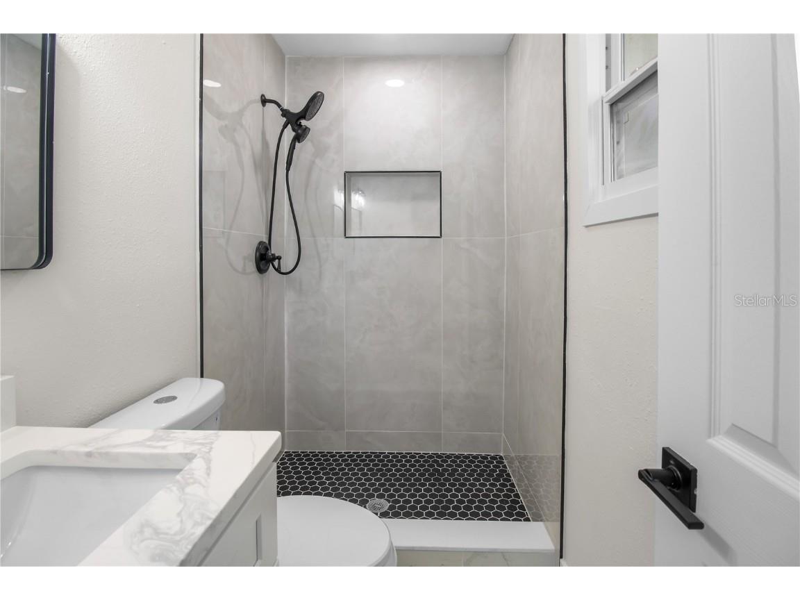 8537 74th Avenue N Seminole FL 33777 TB8458676 image22