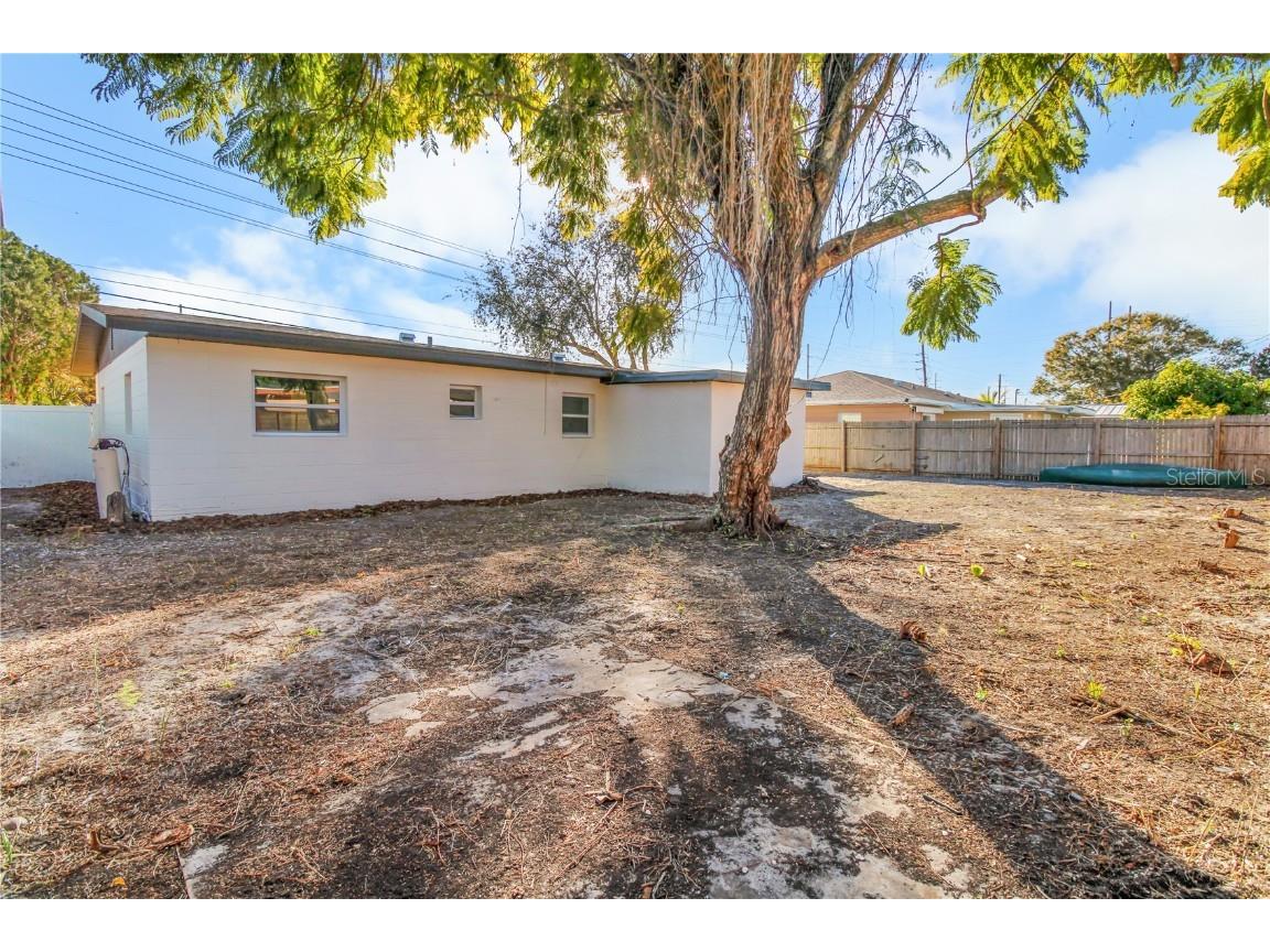 8537 74th Avenue N Seminole FL 33777 TB8458676 image29