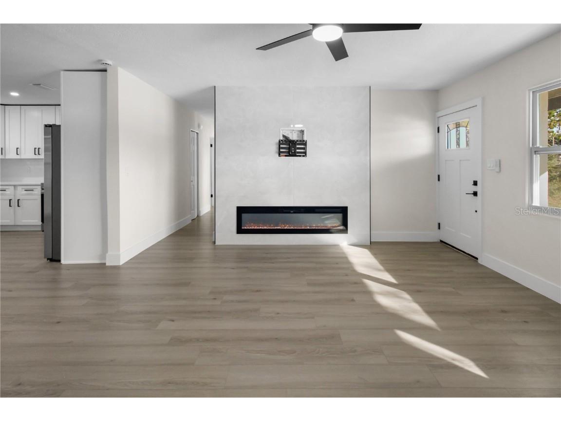 8537 74th Avenue N Seminole FL 33777 TB8458676 image5