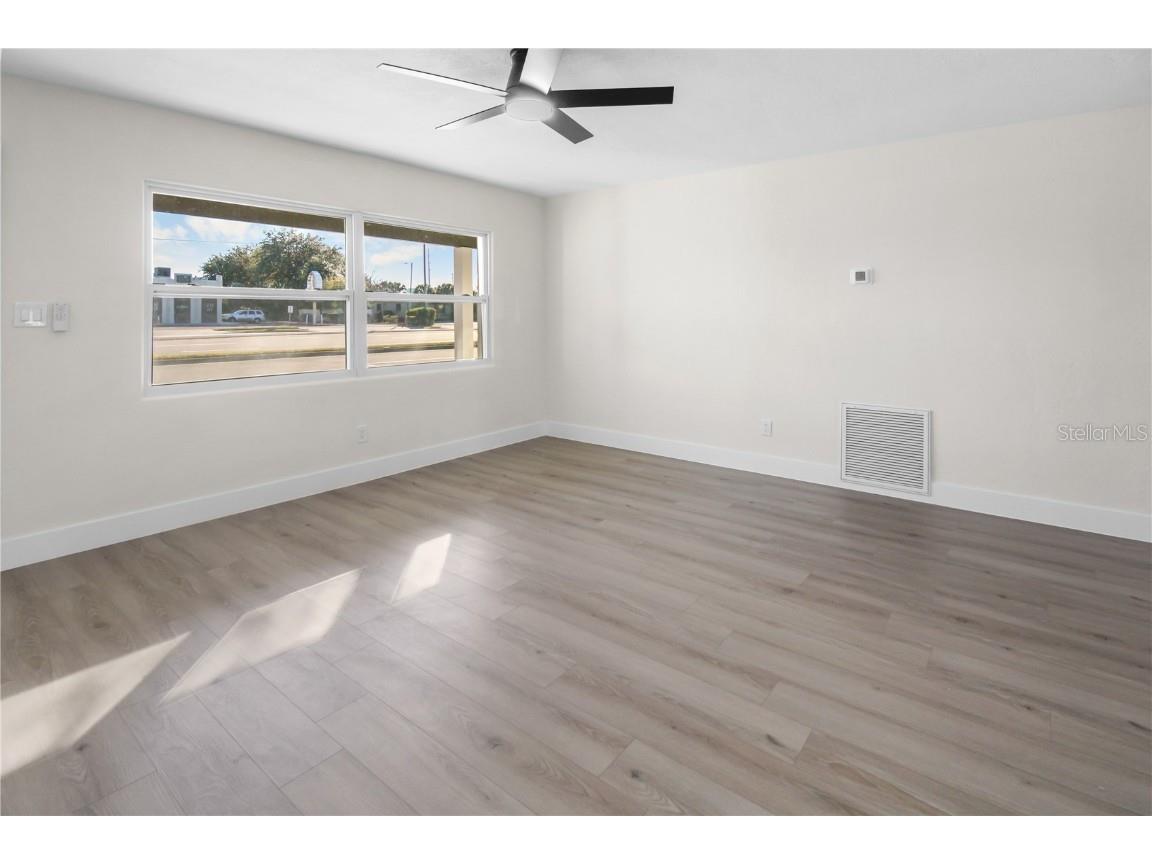 8537 74th Avenue N Seminole FL 33777 TB8458676 image6