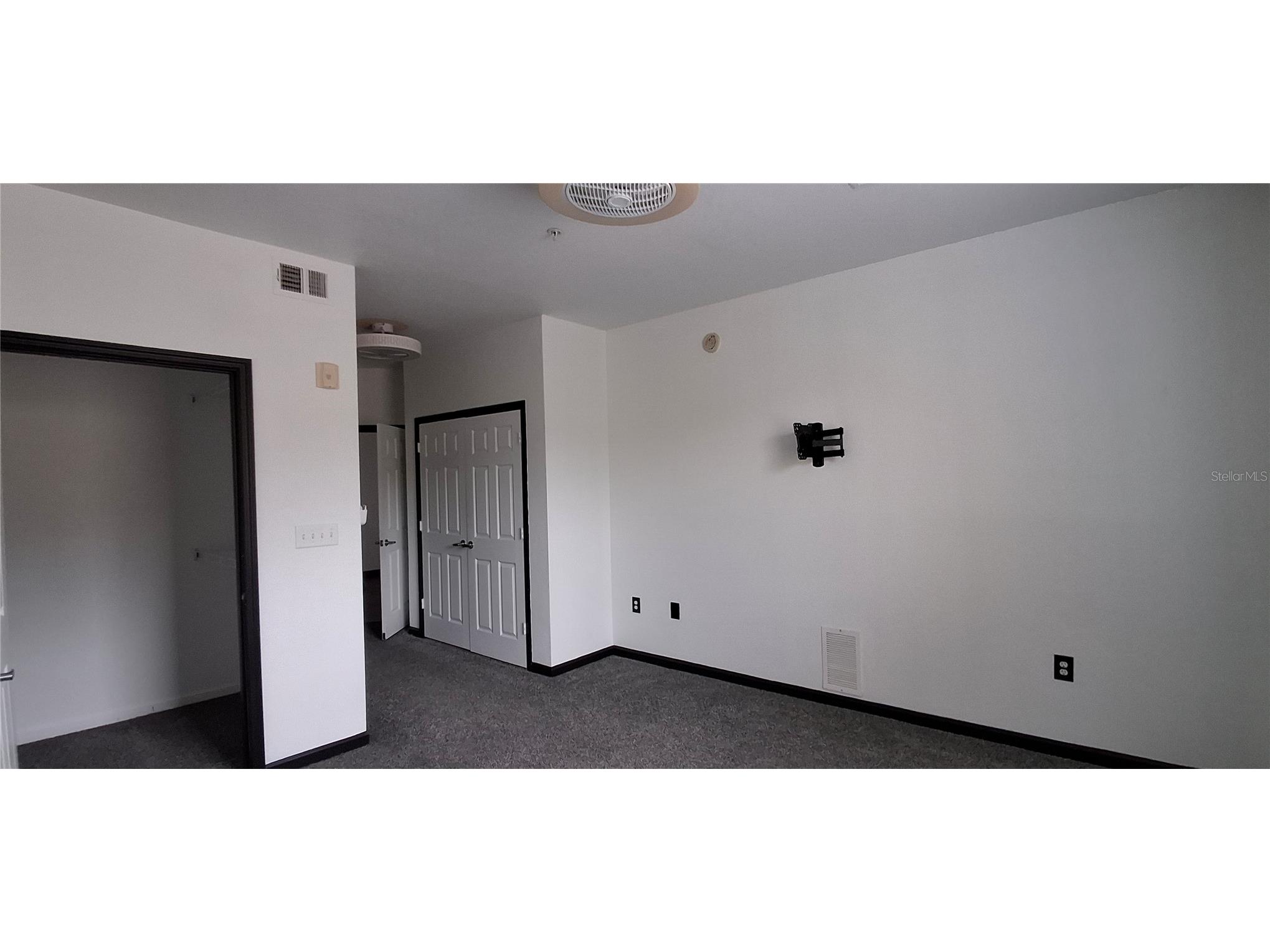 8539 Gate Parkway W #1737 Jacksonville FL 32216 A4700009 image18