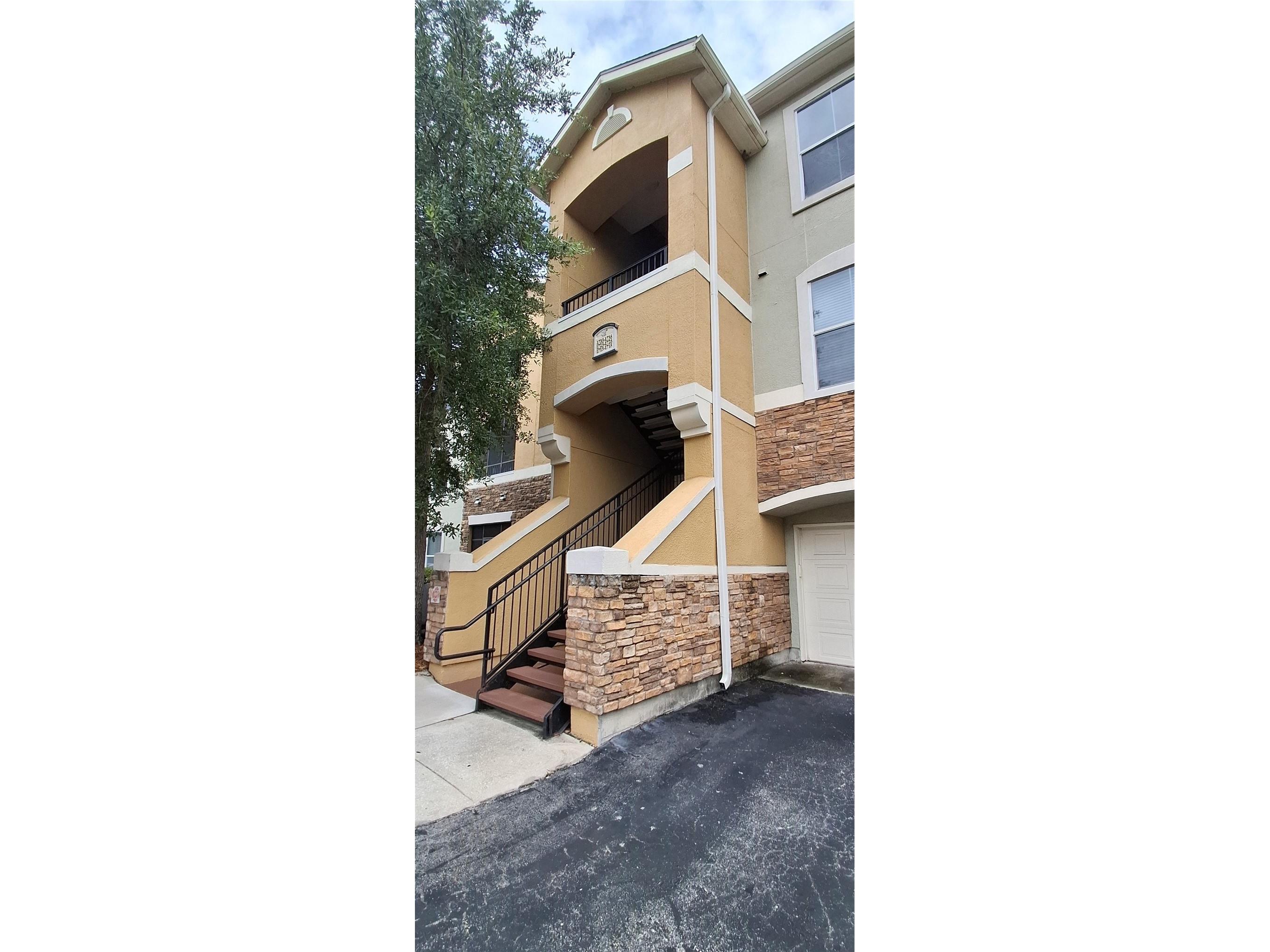8539 Gate Parkway W #1737 Jacksonville FL 32216 A4700009 image3