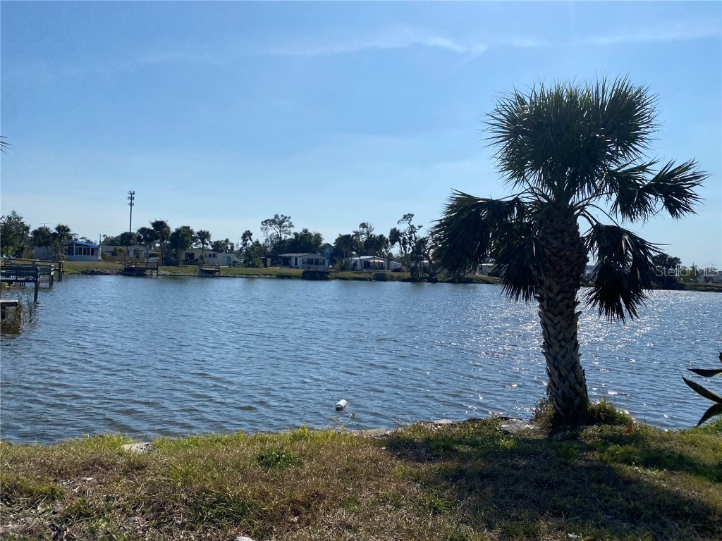 8539 Gull Drive Englewood FL 34224 D6129296 image1