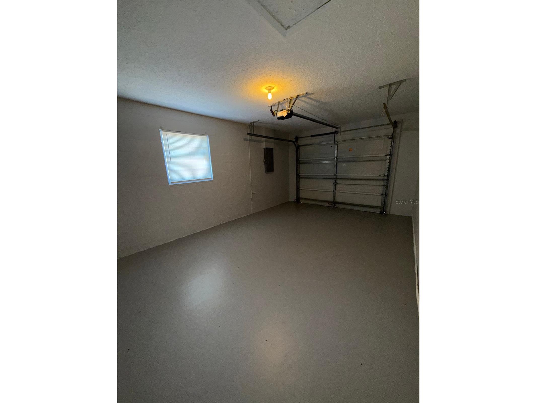 8539 N Hyaleah Road Tampa FL 33617 TB8507309 image26