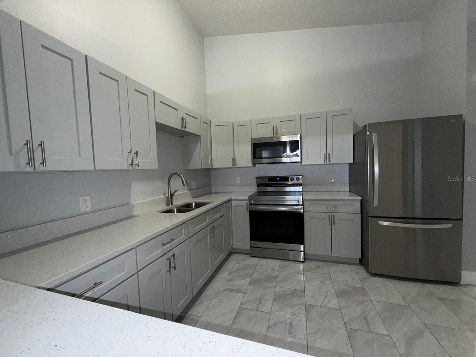 8539 N Hyaleah Road Tampa FL 33617 TB8507309 image7