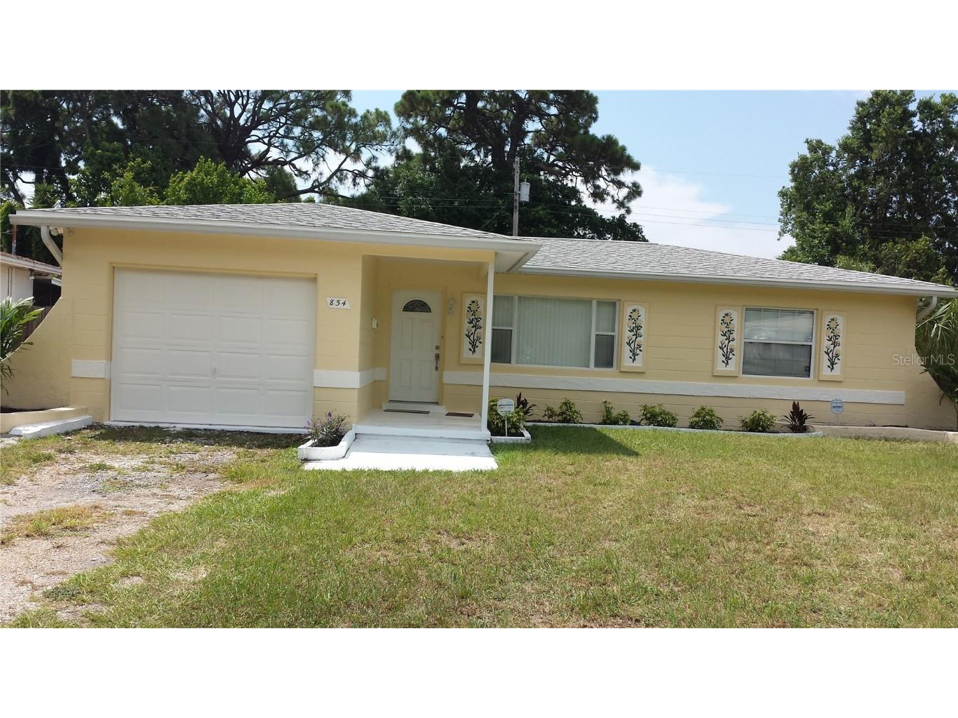 854 64th Avenue S Saint Petersburg FL 33705 T3434387 image1
