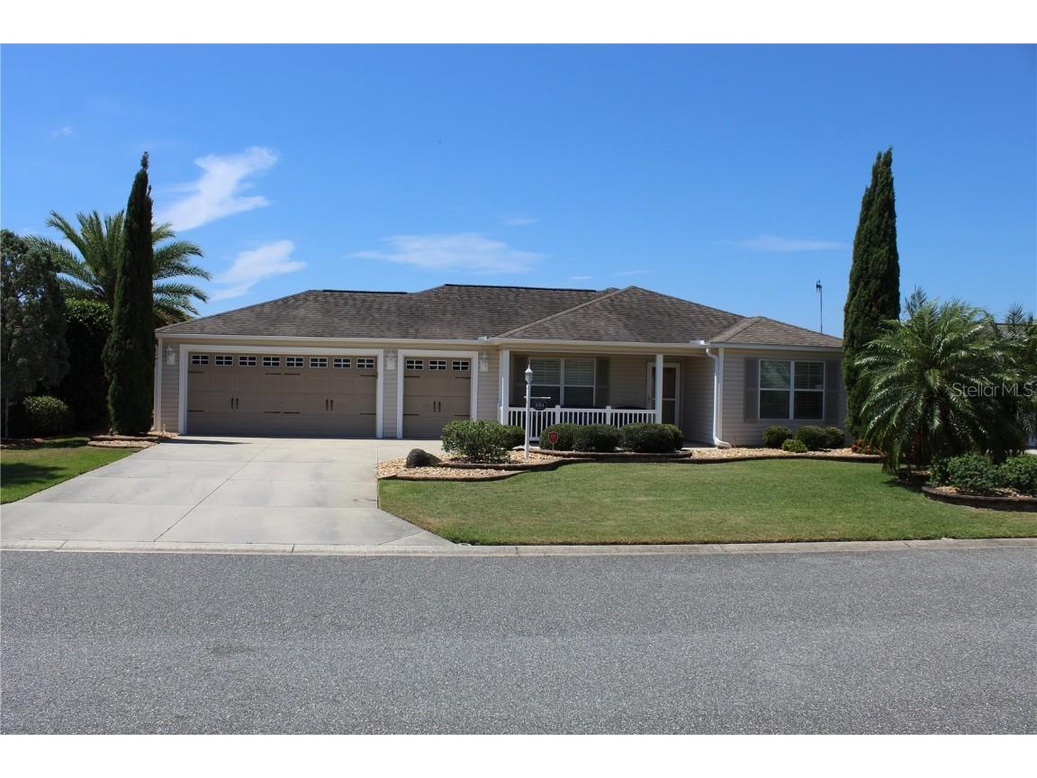 854 Fenwick Loop The Villages FL 32163 G5082984 image1