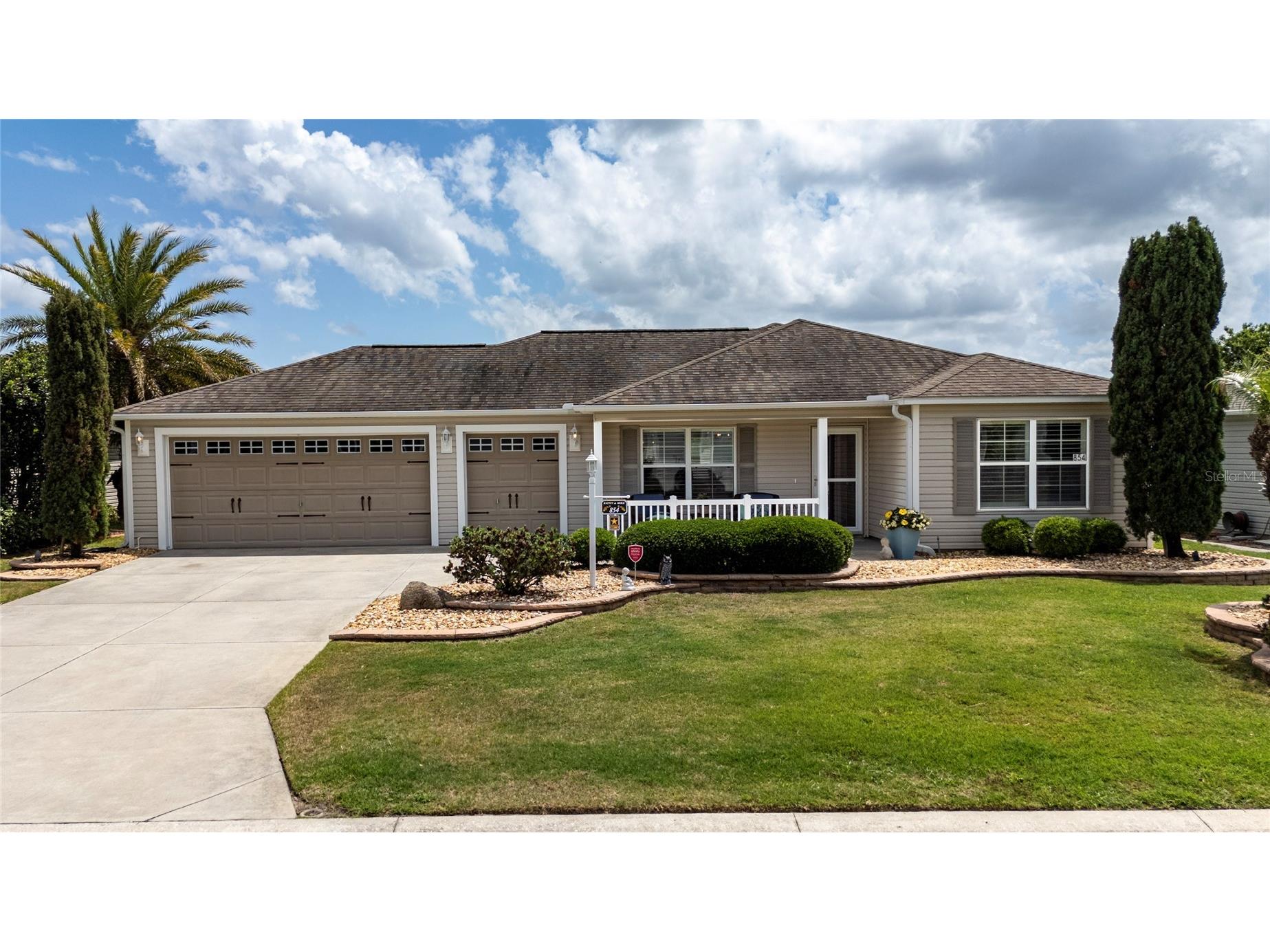 854 Fenwick Loop The Villages FL 32163 G5111690 image1