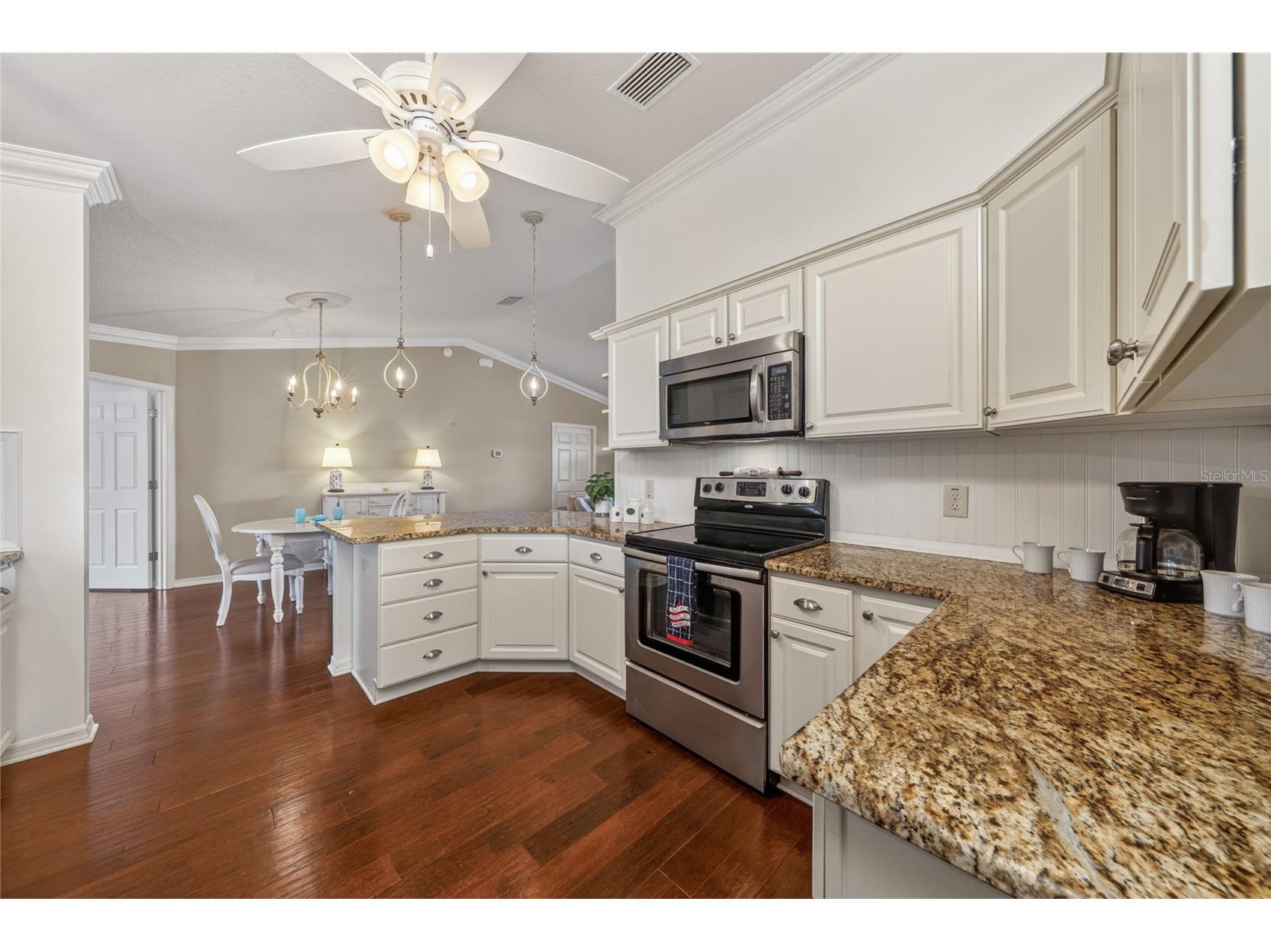 854 Fenwick Loop The Villages FL 32163 G5111690 image5