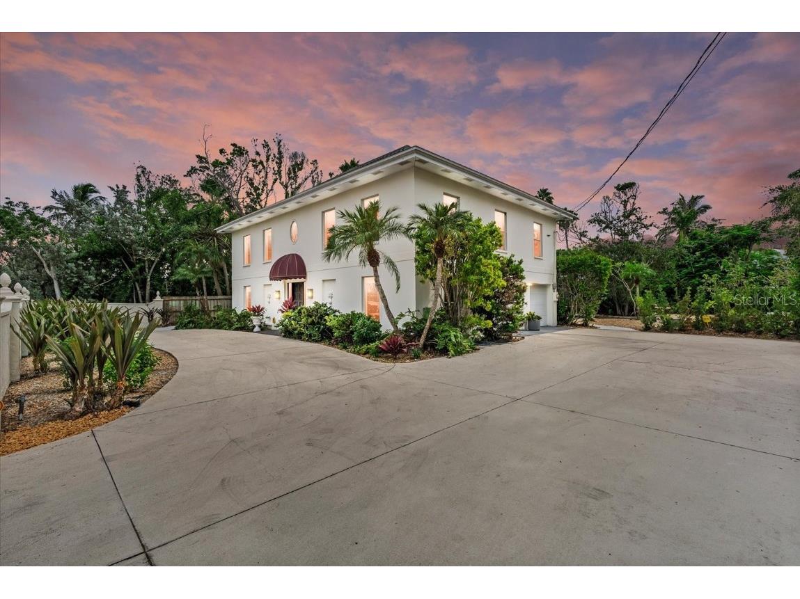 854 Norsota Way Sarasota FL 34242 - SARASOTA BAY A4665123 image1