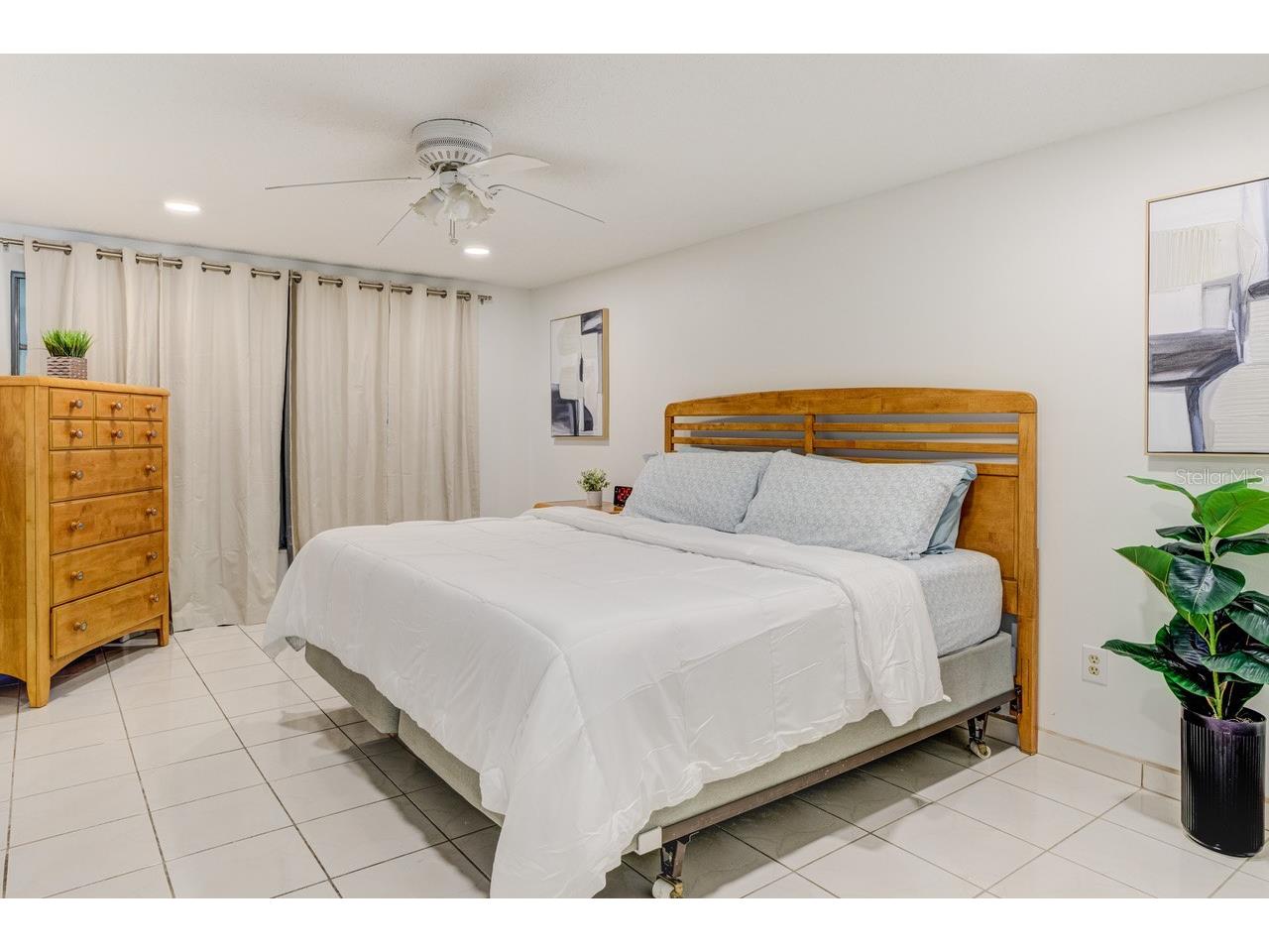 8541 Briar Grove Circle Tampa FL 33615 TB8521857 image19