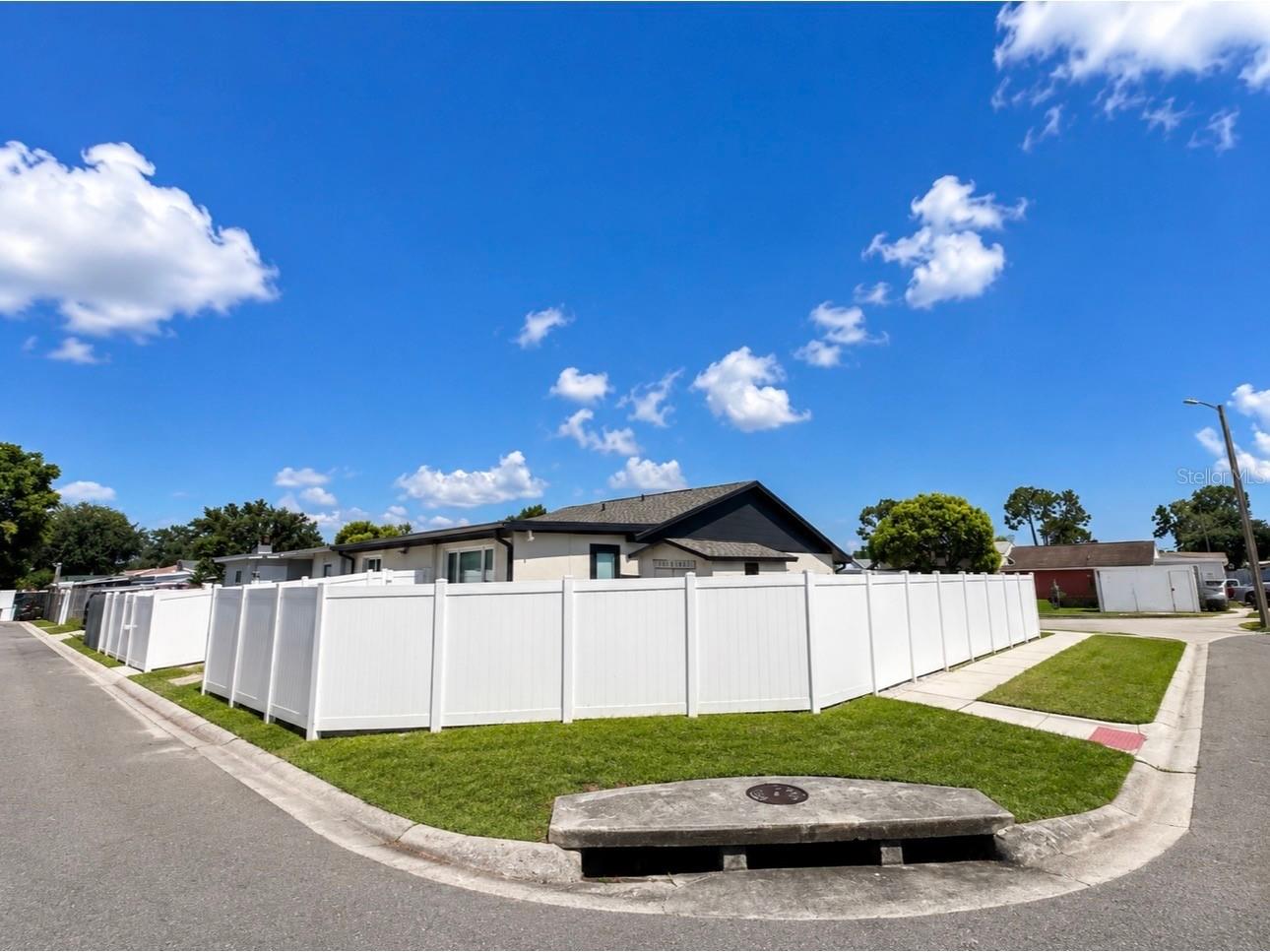 8541 Briar Grove Circle Tampa FL 33615 TB8521857 image40