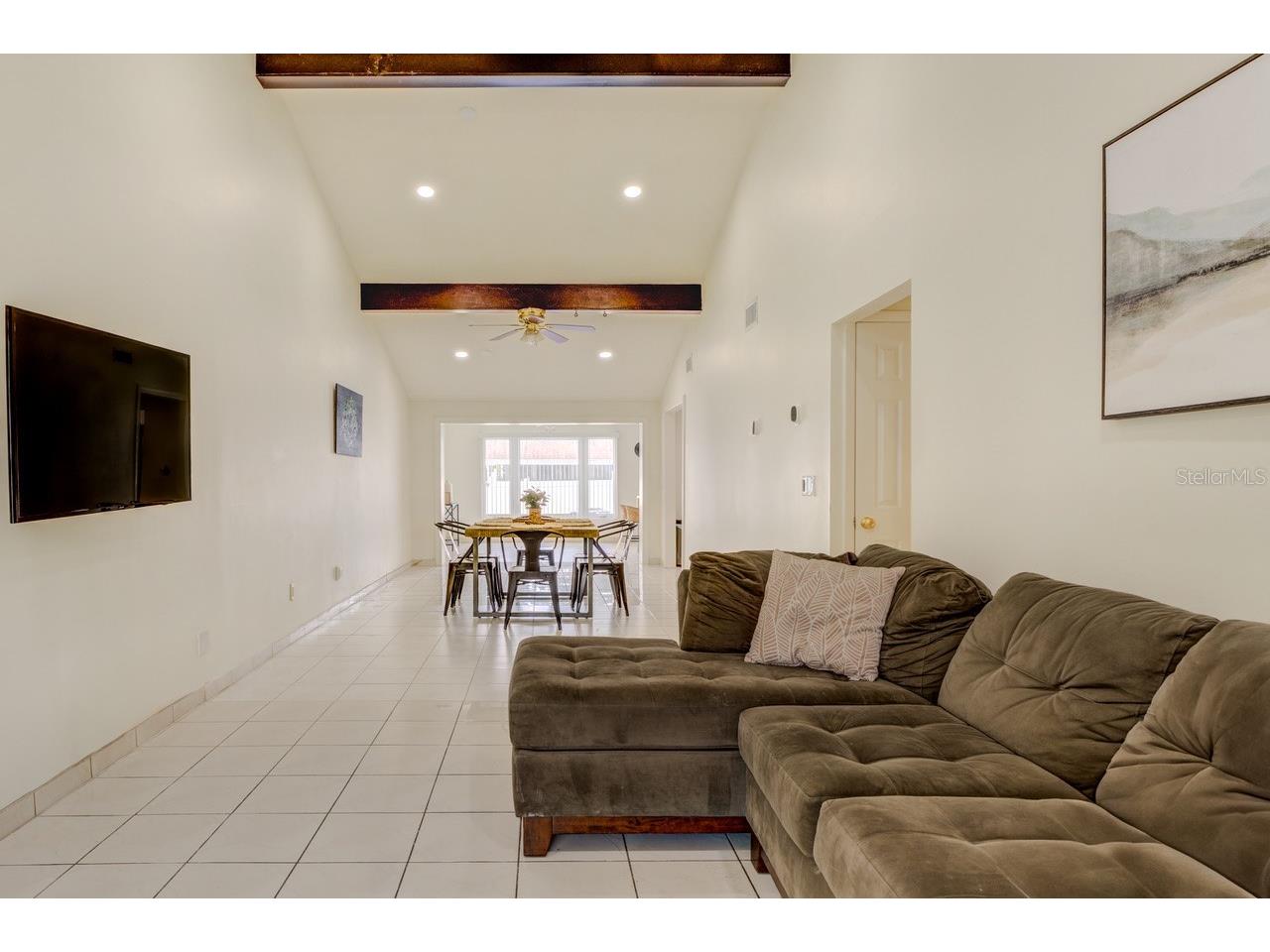 8541 Briar Grove Circle Tampa FL 33615 TB8521857 image5