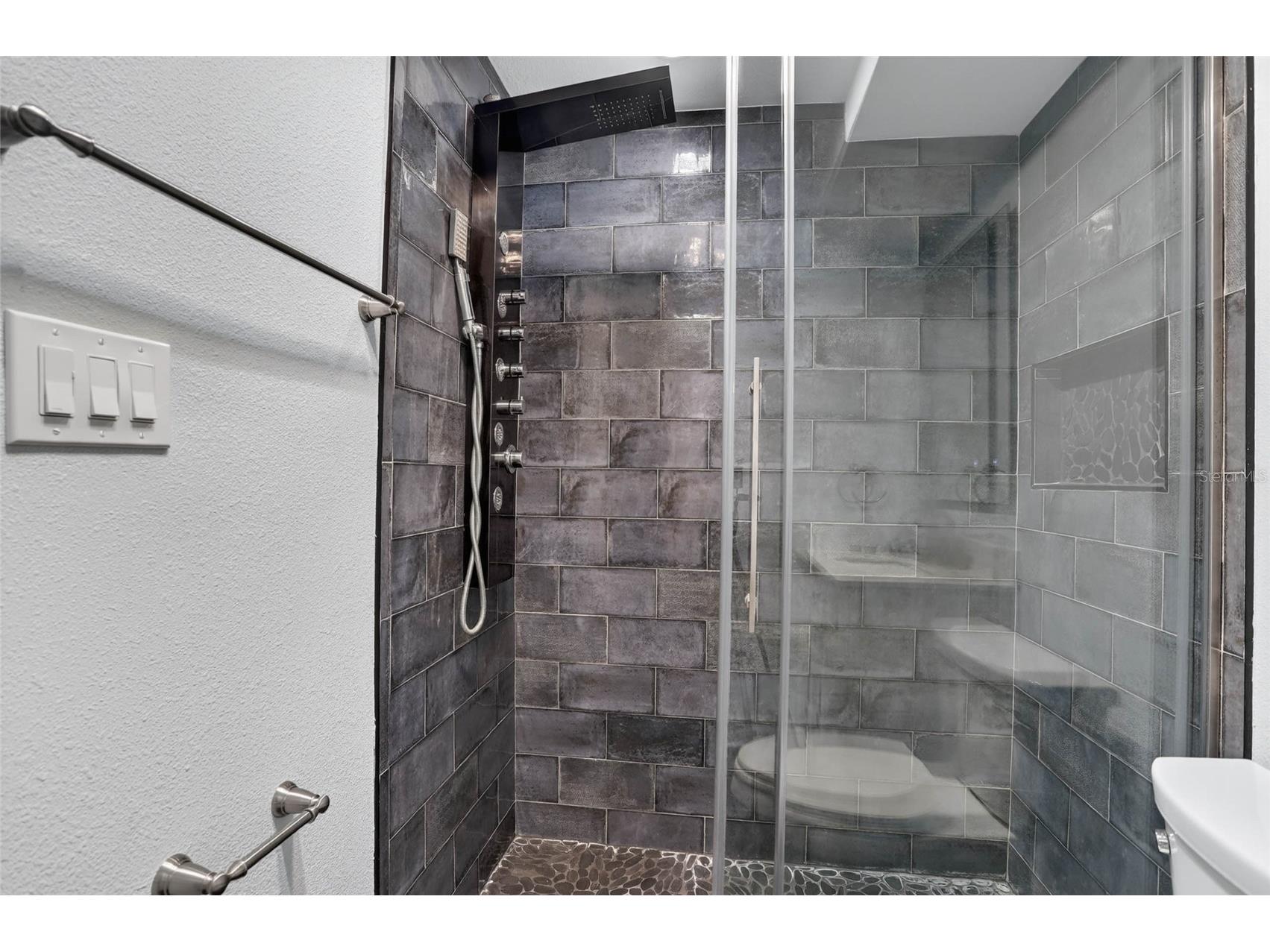 8542 10th Street N #B Saint Petersburg FL 33702 TB8510534 image19