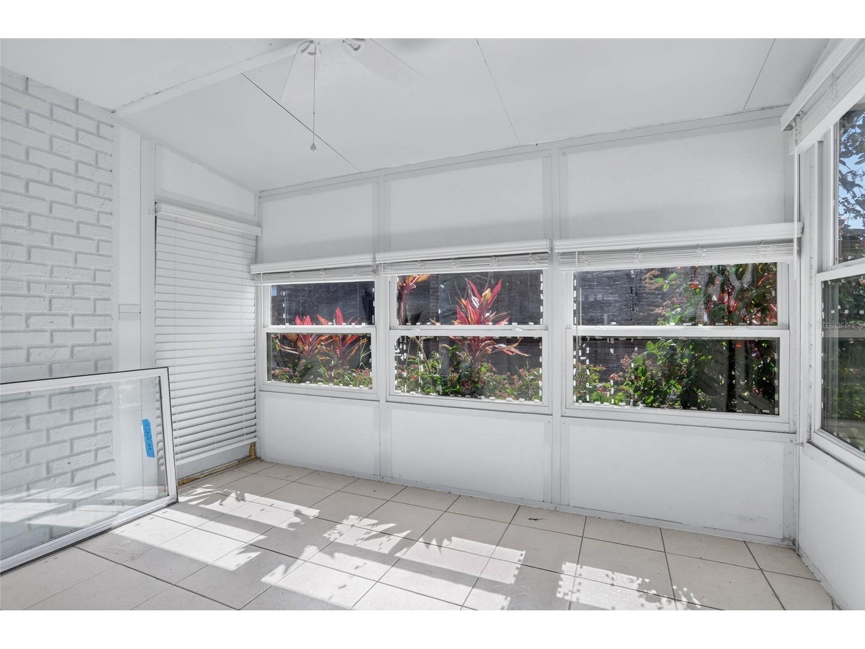 8542 10th Street N #B Saint Petersburg FL 33702 TB8510534 image20
