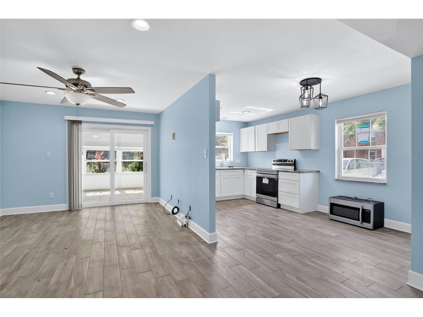 8542 10th Street N #B Saint Petersburg FL 33702 TB8510534 image6