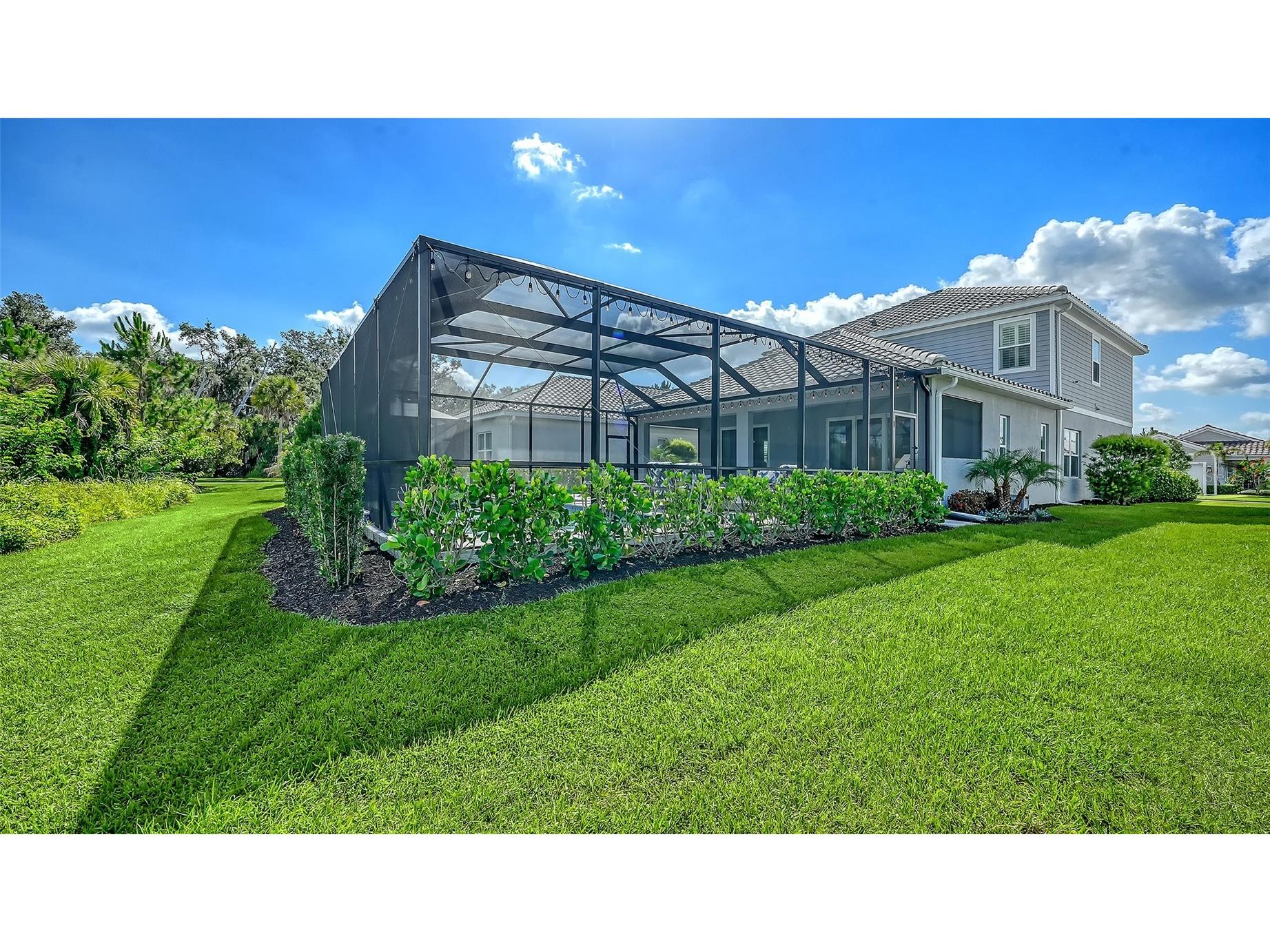 8542 Frangipani Terrace Sarasota FL 34240 A4697227 image29