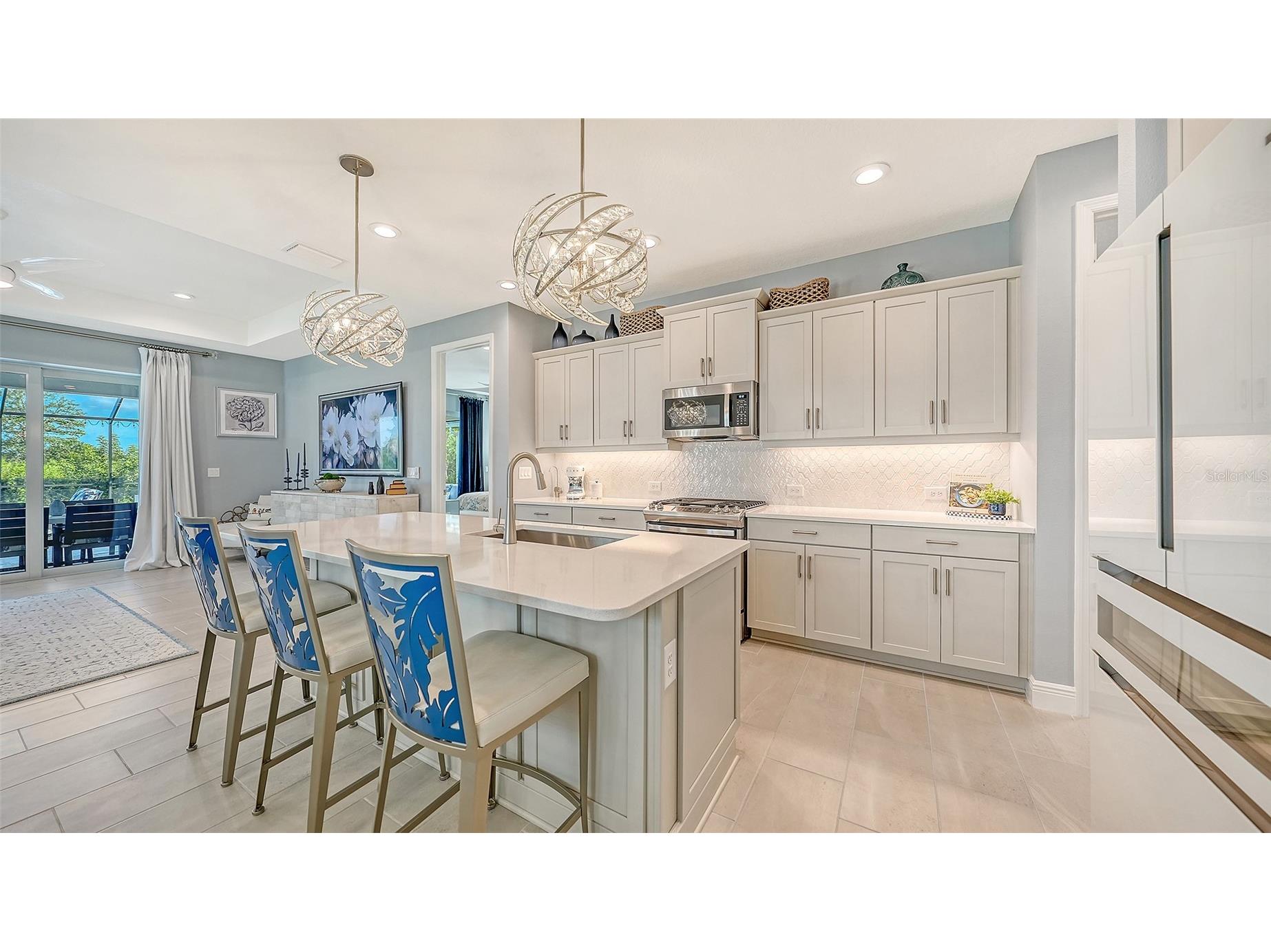 8542 Frangipani Terrace Sarasota FL 34240 A4697227 image8