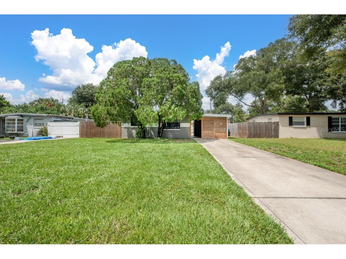 8543 92nd Terrace Seminole FL 33777 U8253621 image1