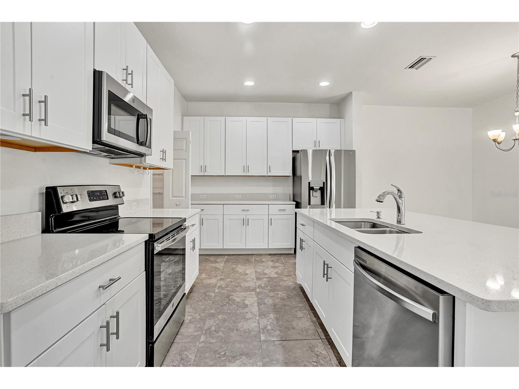 8544 Cache Drive Sarasota FL 34240 A4687044 image10