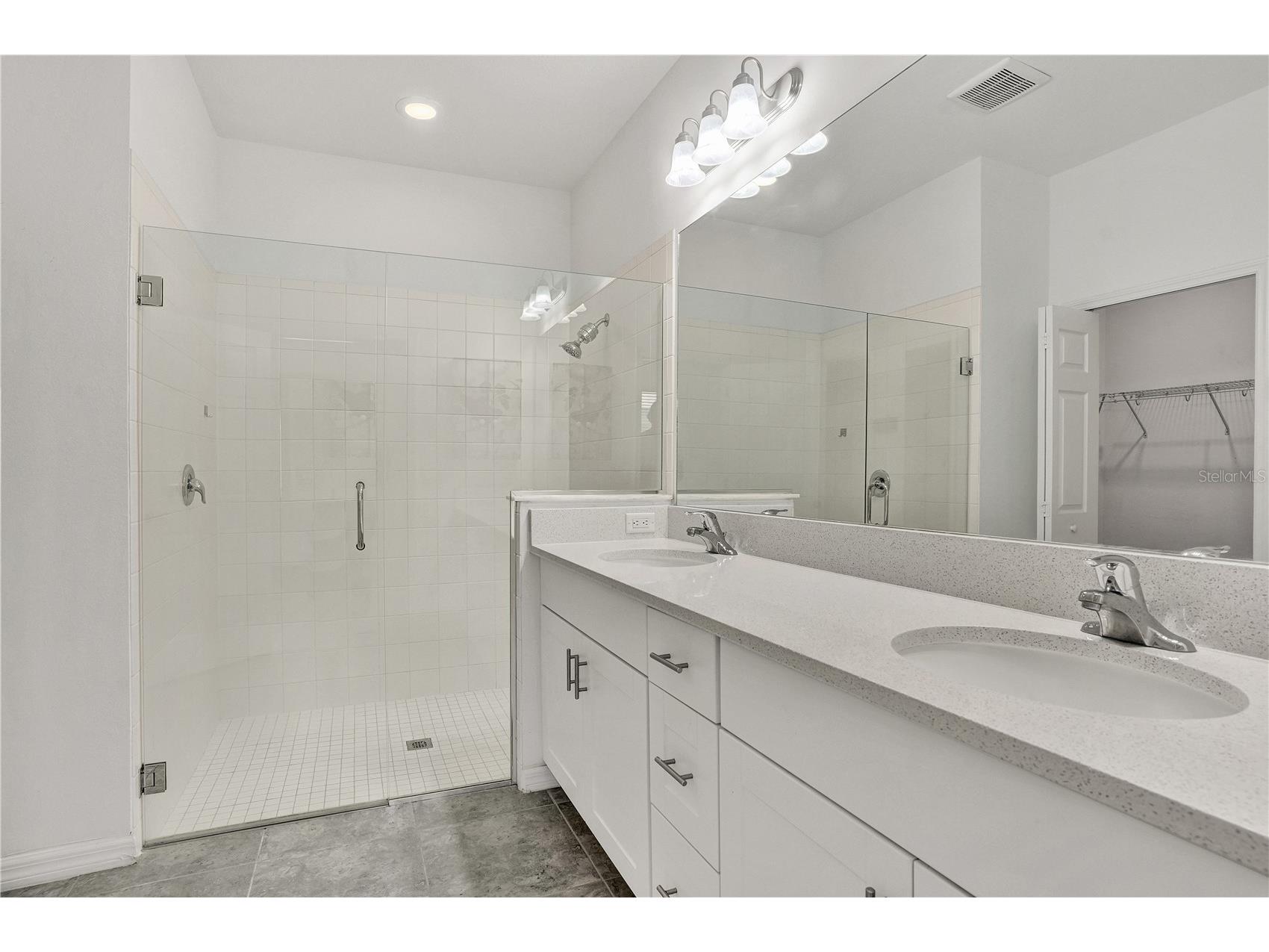 8544 Cache Drive Sarasota FL 34240 A4687044 image21