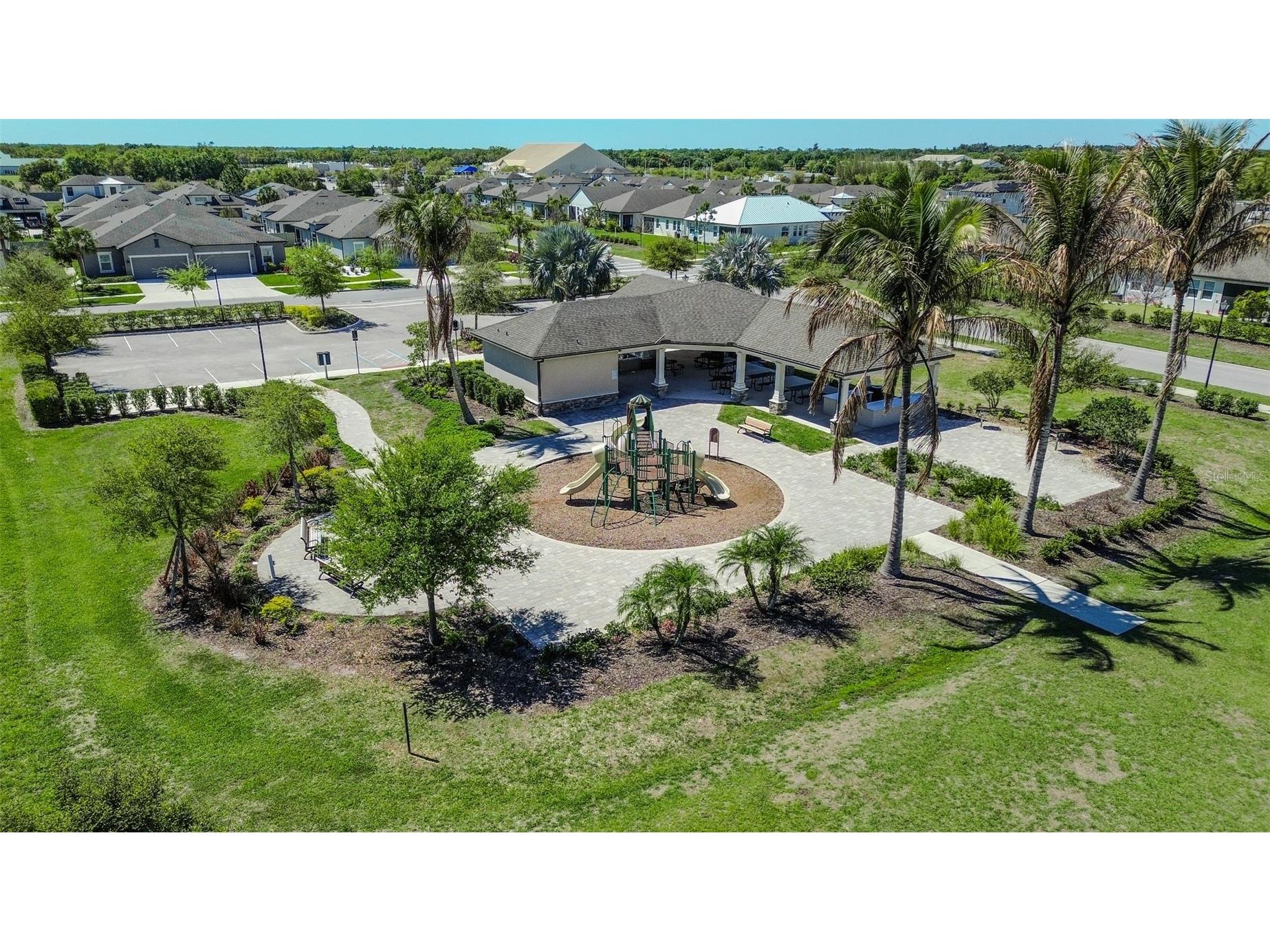 8544 Cache Drive Sarasota FL 34240 A4687044 image46