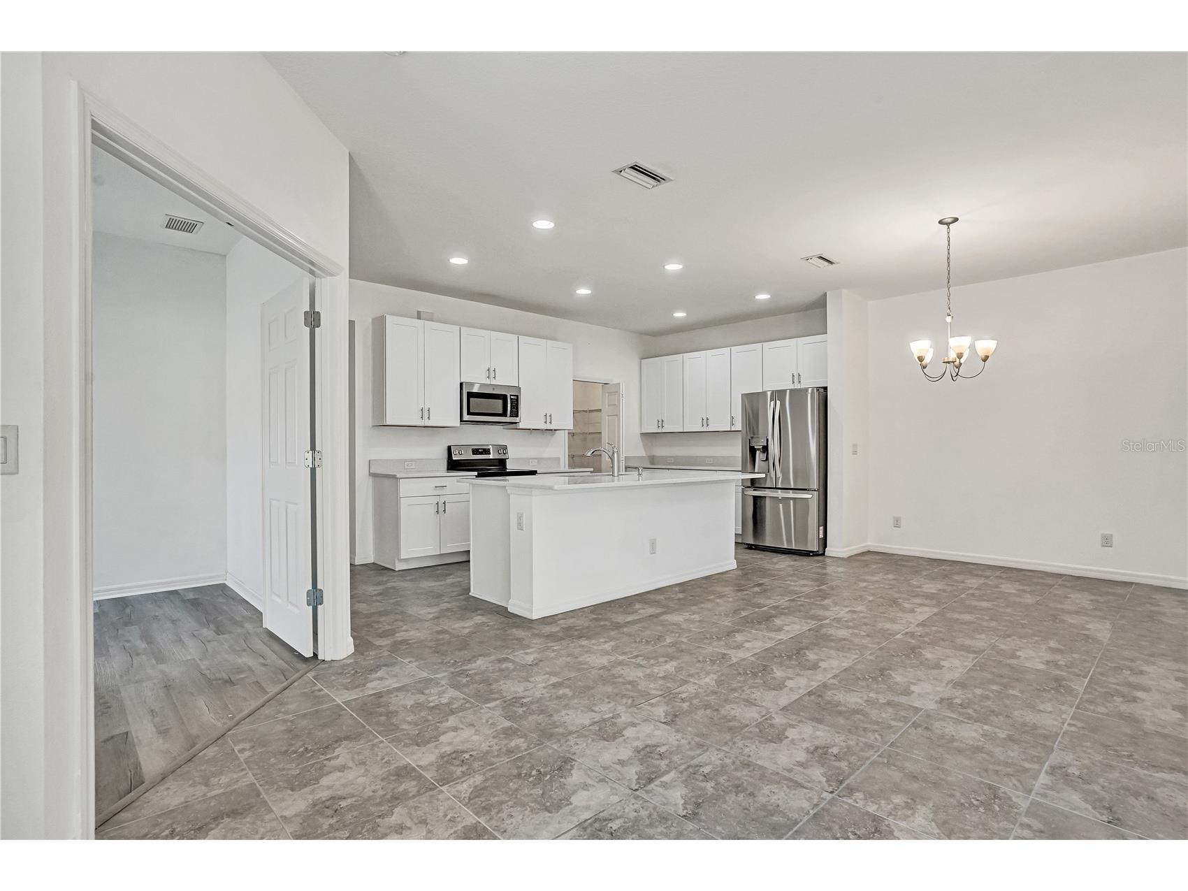 8544 Cache Drive Sarasota FL 34240 A4687044 image8