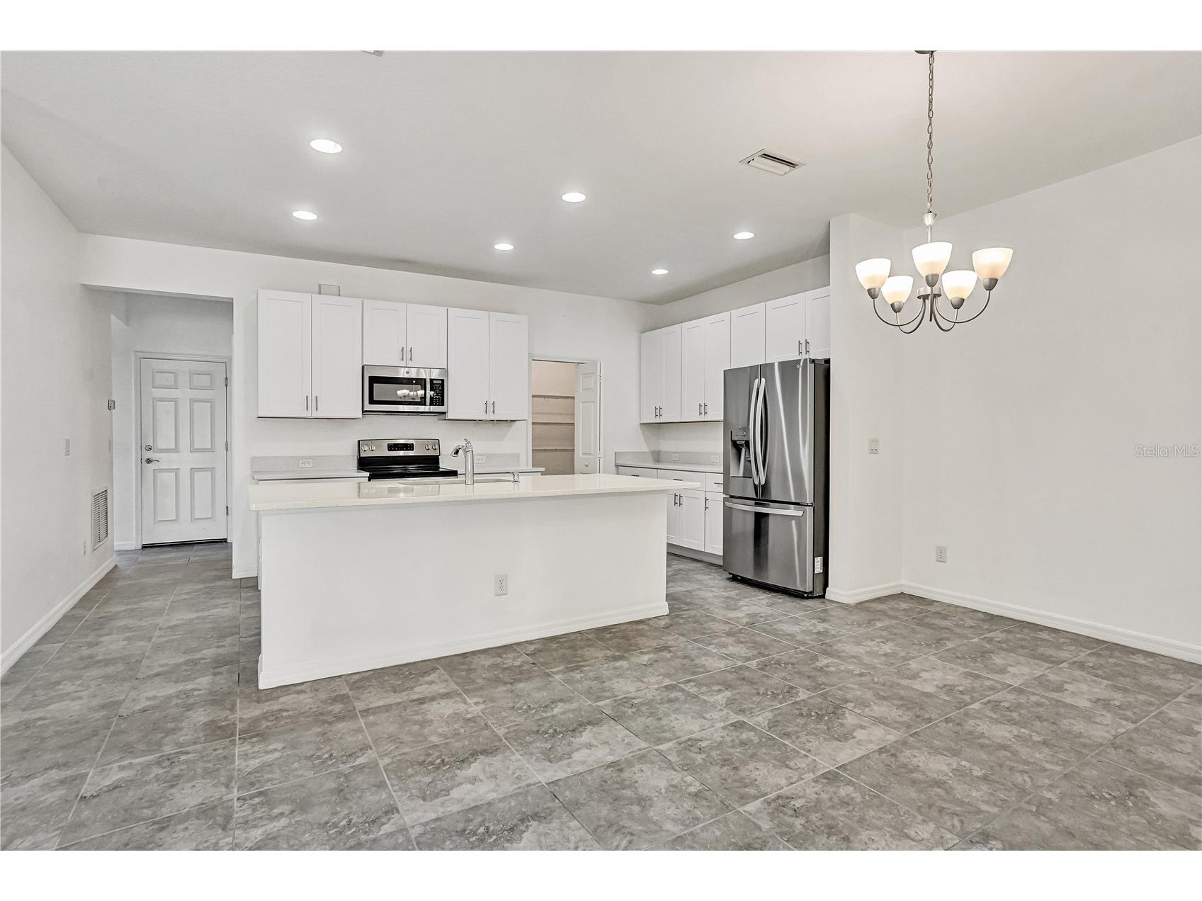 8544 Cache Drive Sarasota FL 34240 A4687044 image9
