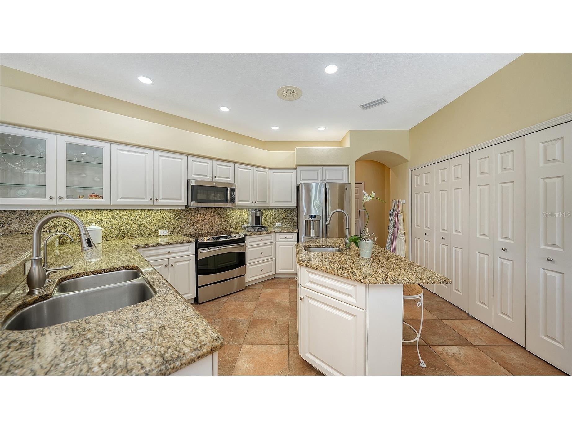 8544 Park Shore Lane Sarasota FL 34238 A4679454 image13