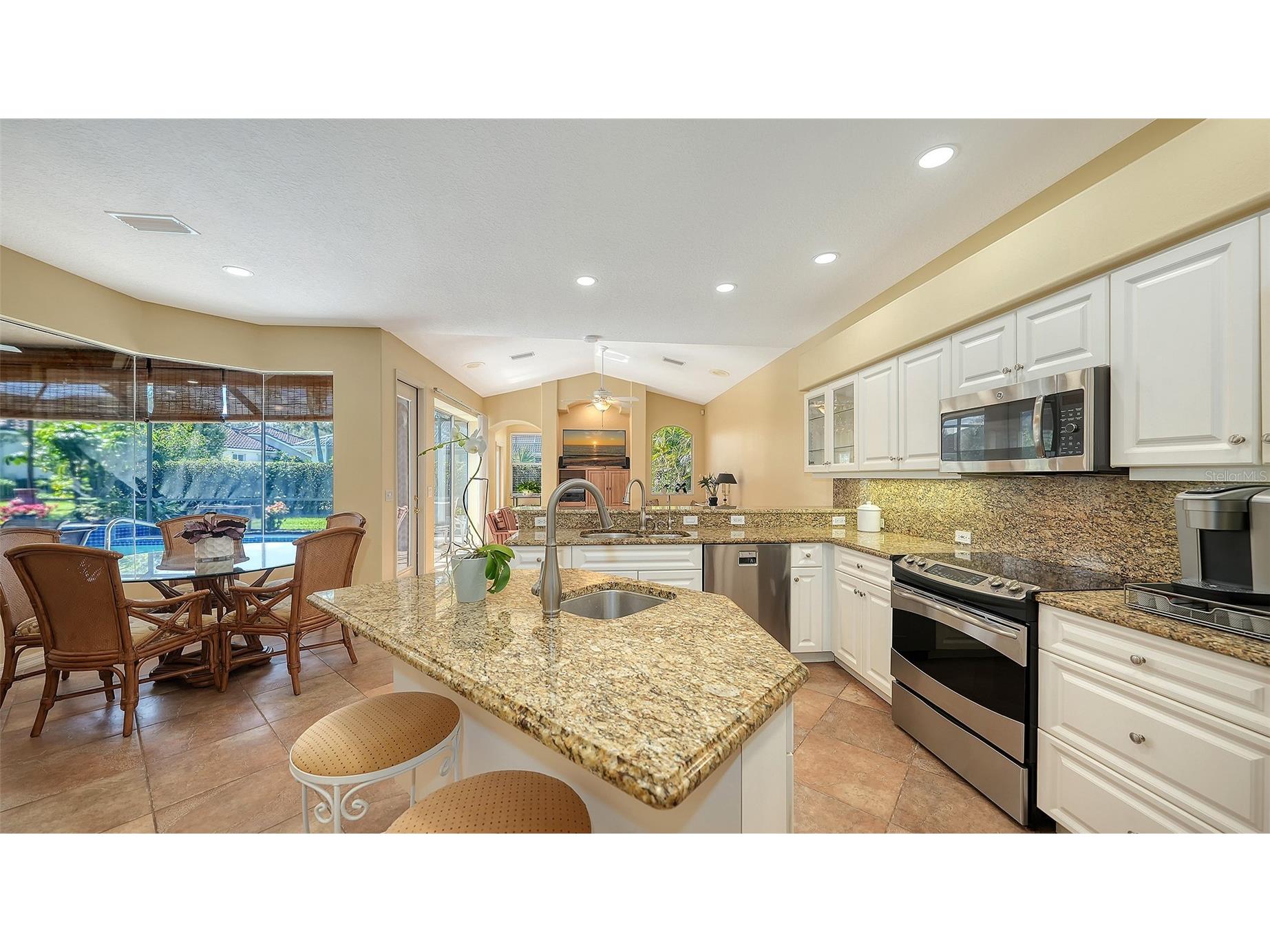 8544 Park Shore Lane Sarasota FL 34238 A4679454 image15