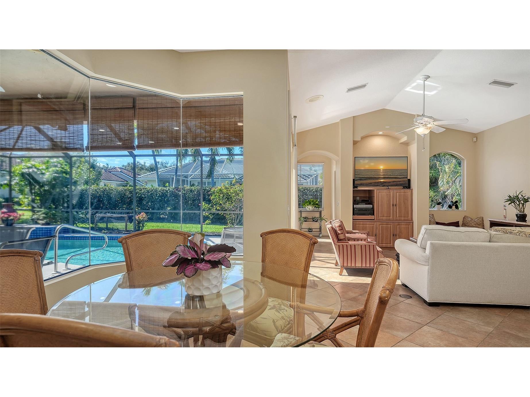 8544 Park Shore Lane Sarasota FL 34238 A4679454 image18