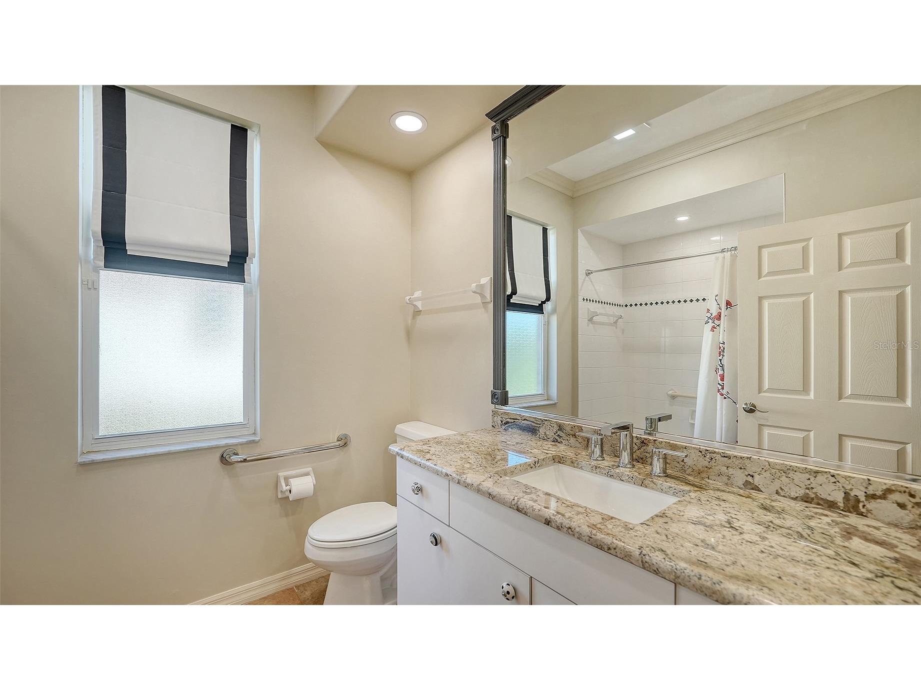 8544 Park Shore Lane Sarasota FL 34238 A4679454 image29