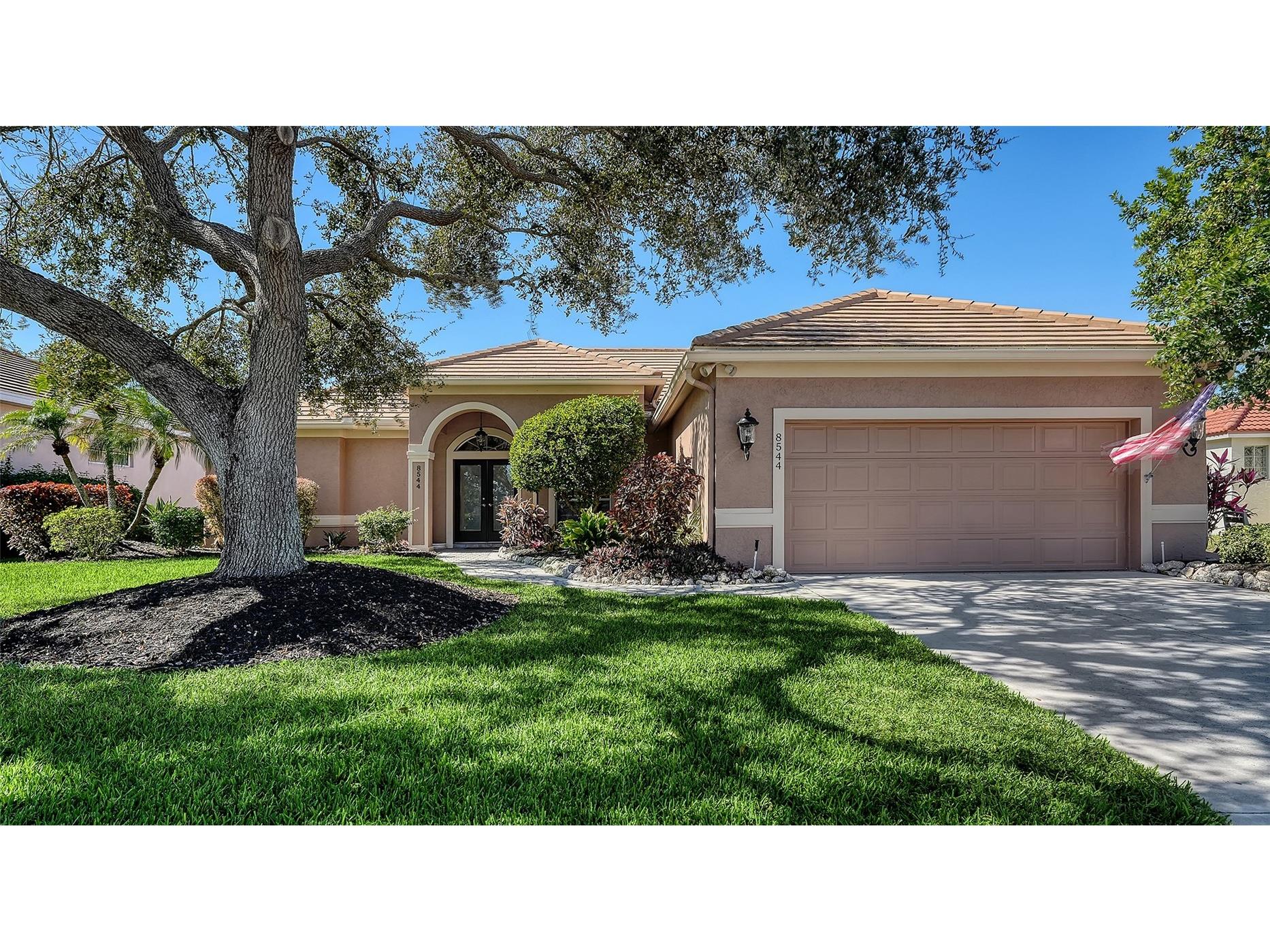 8544 Park Shore Lane Sarasota FL 34238 A4679454 image3