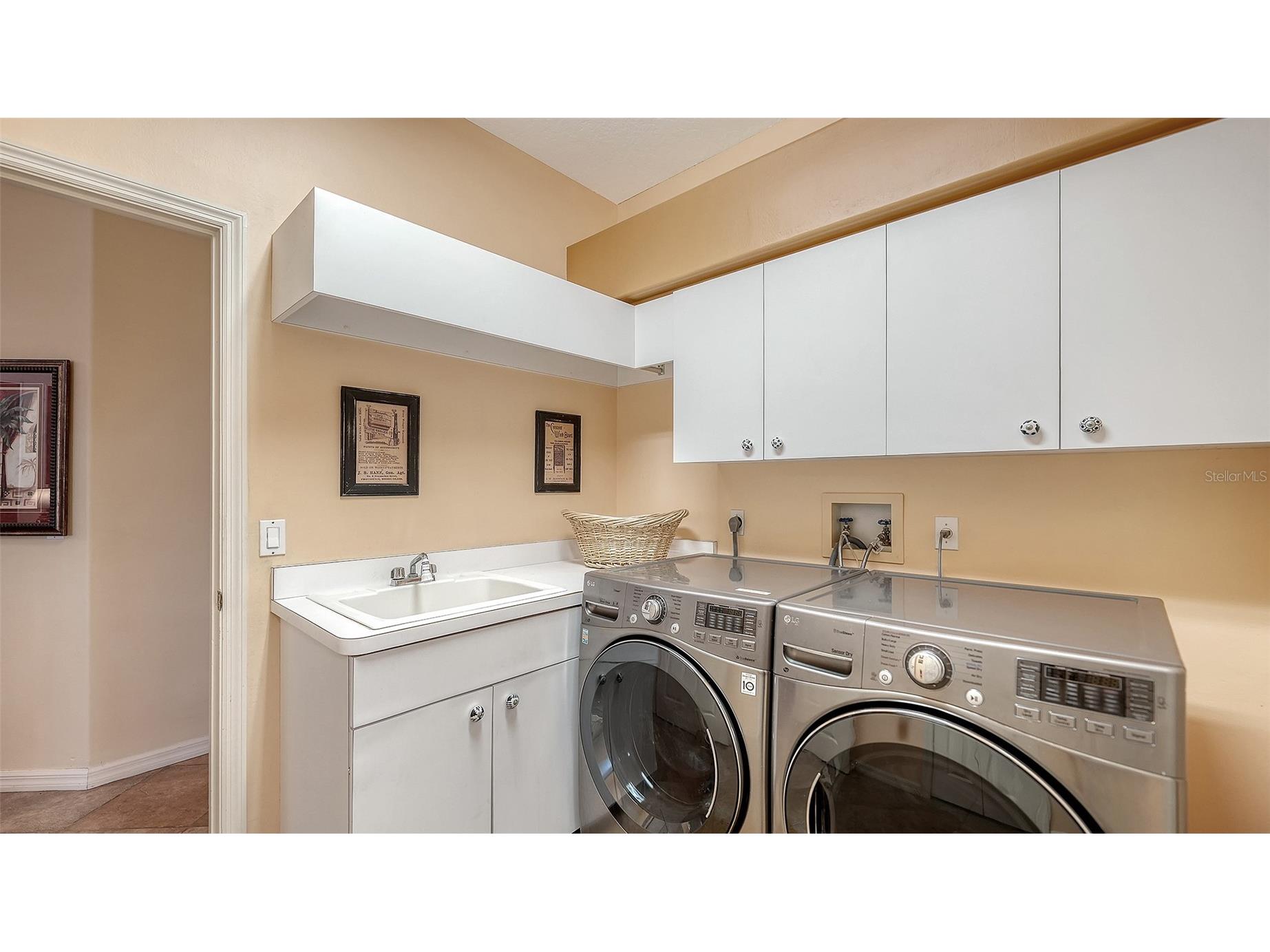 8544 Park Shore Lane Sarasota FL 34238 A4679454 image33