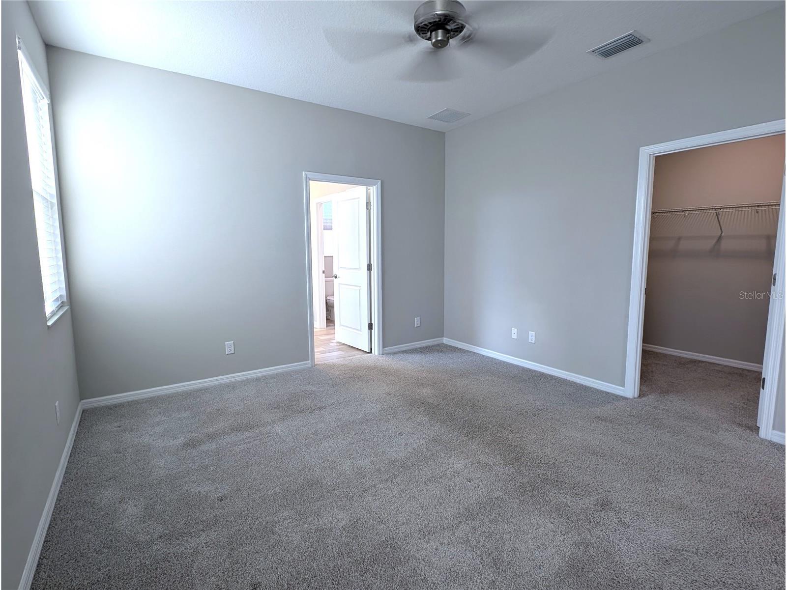 8545 Cache Drive Sarasota FL 34240 A4692325 image13