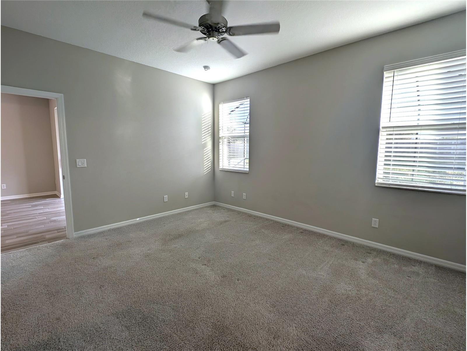8545 Cache Drive Sarasota FL 34240 A4692325 image14