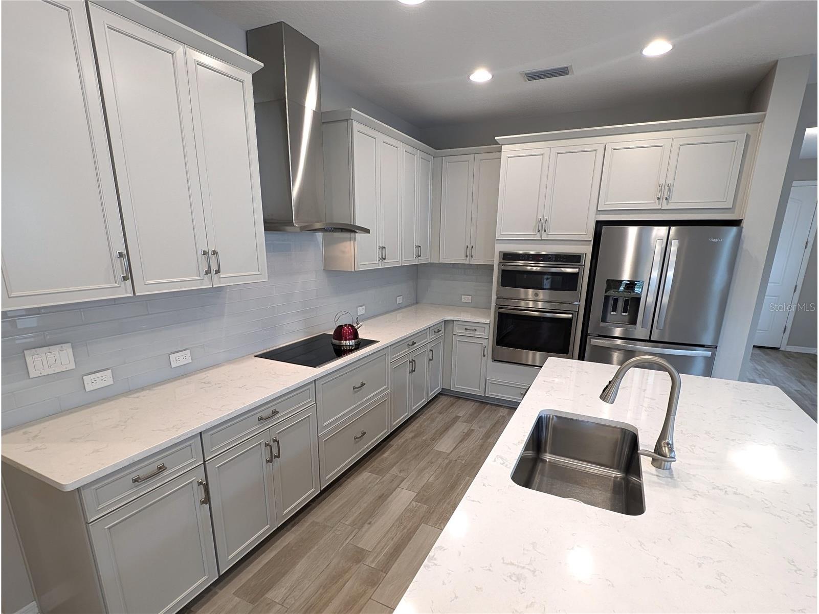 8545 Cache Drive Sarasota FL 34240 A4692325 image9