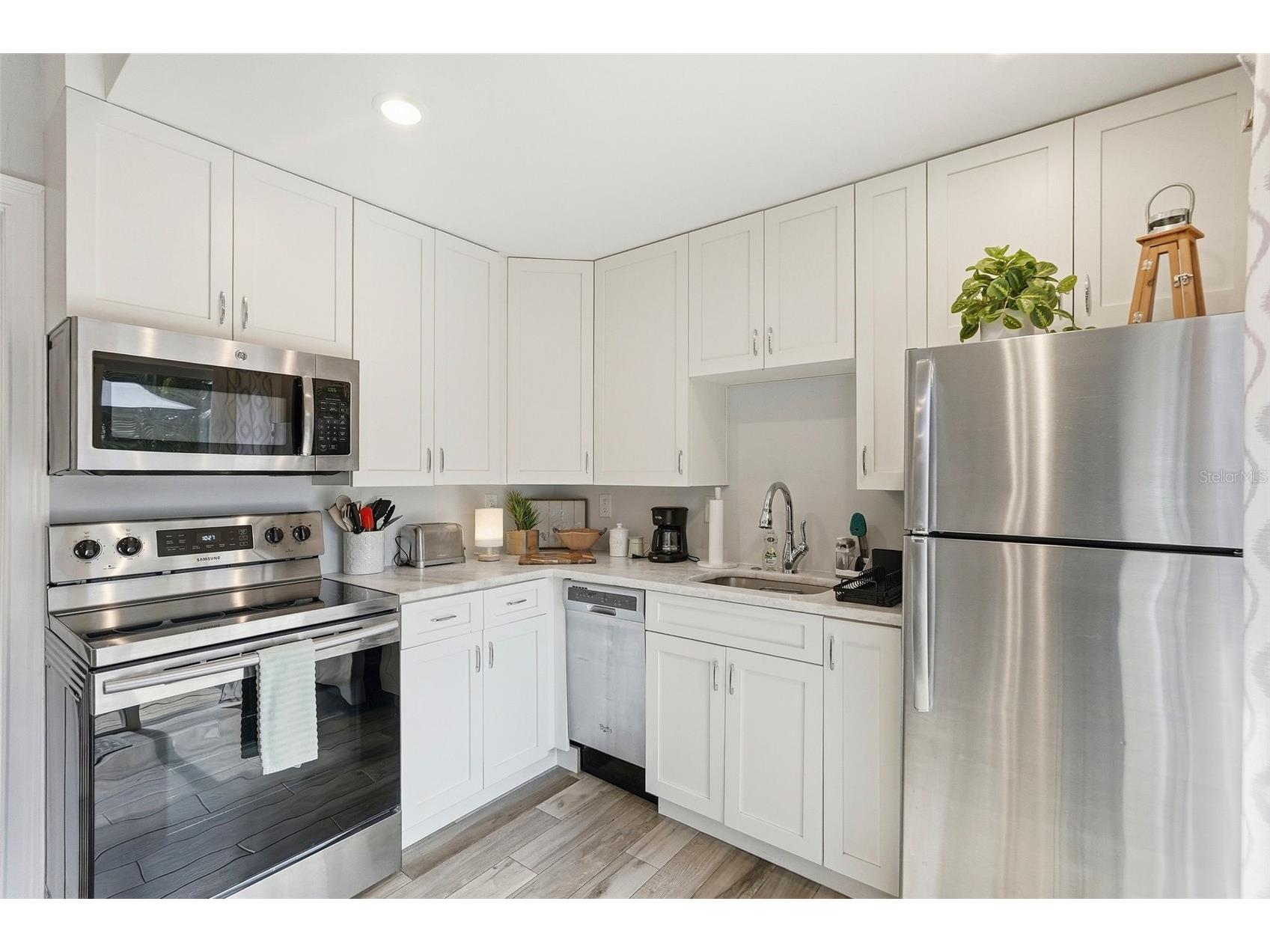 855 28th Avenue N Saint Petersburg FL 33704 TB8509905 image15