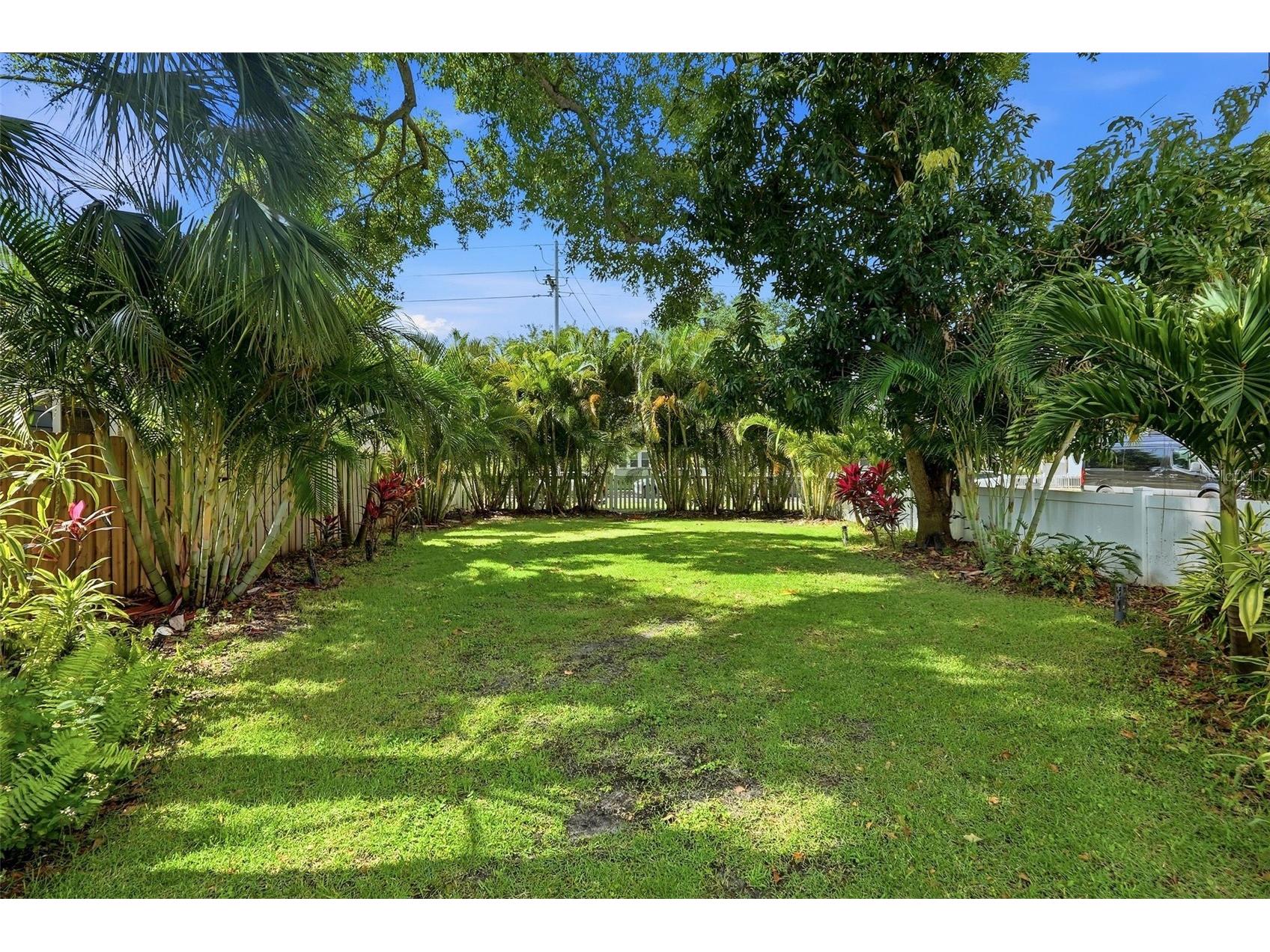 855 28th Avenue N Saint Petersburg FL 33704 TB8509905 image37