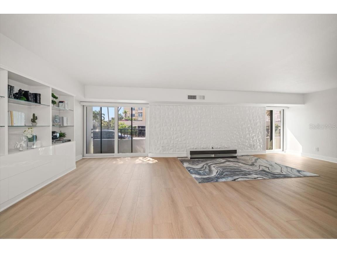 855 Bayway Boulevard #105 Clearwater FL 33767 TB8433451 image11