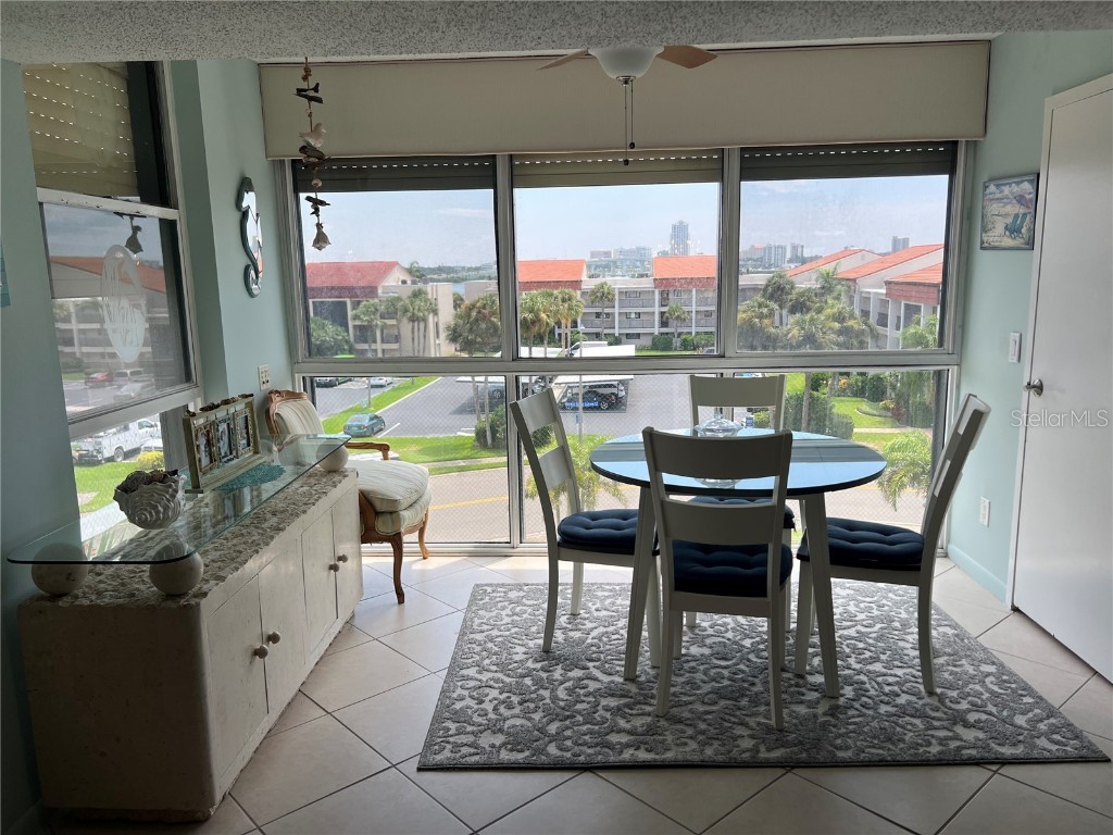 855 Bayway Boulevard #402 Clearwater Beach FL 33767 U8253587 image16