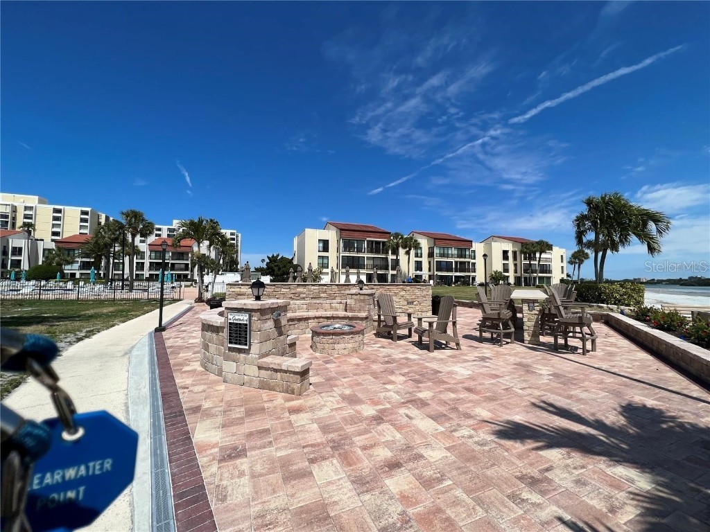 855 Bayway Boulevard #402 Clearwater Beach FL 33767 U8253587 image8