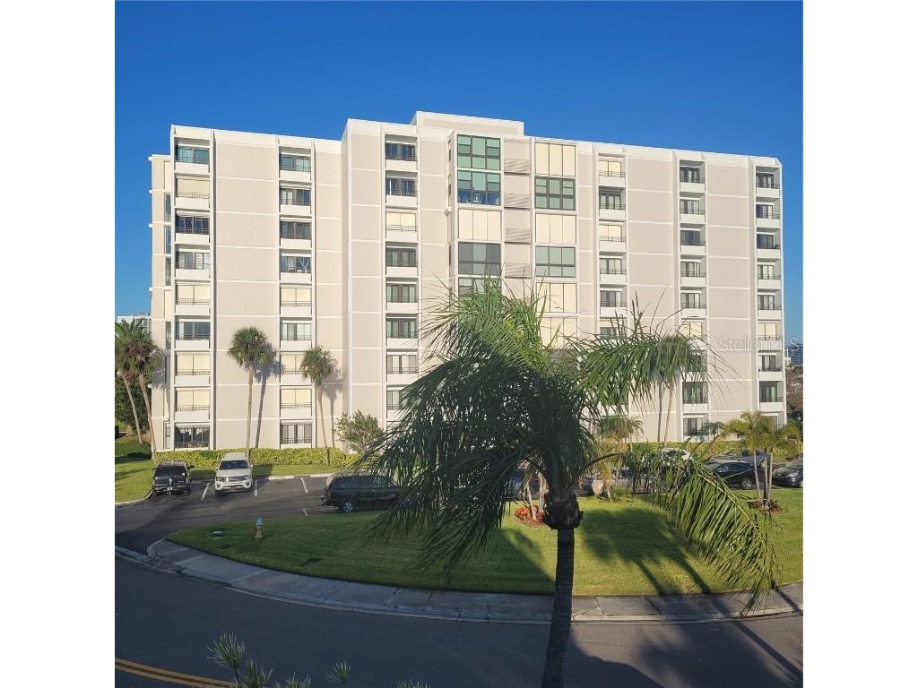 855 Bayway Boulevard #806 Clearwater Beach FL 33767 TB8420758 image17