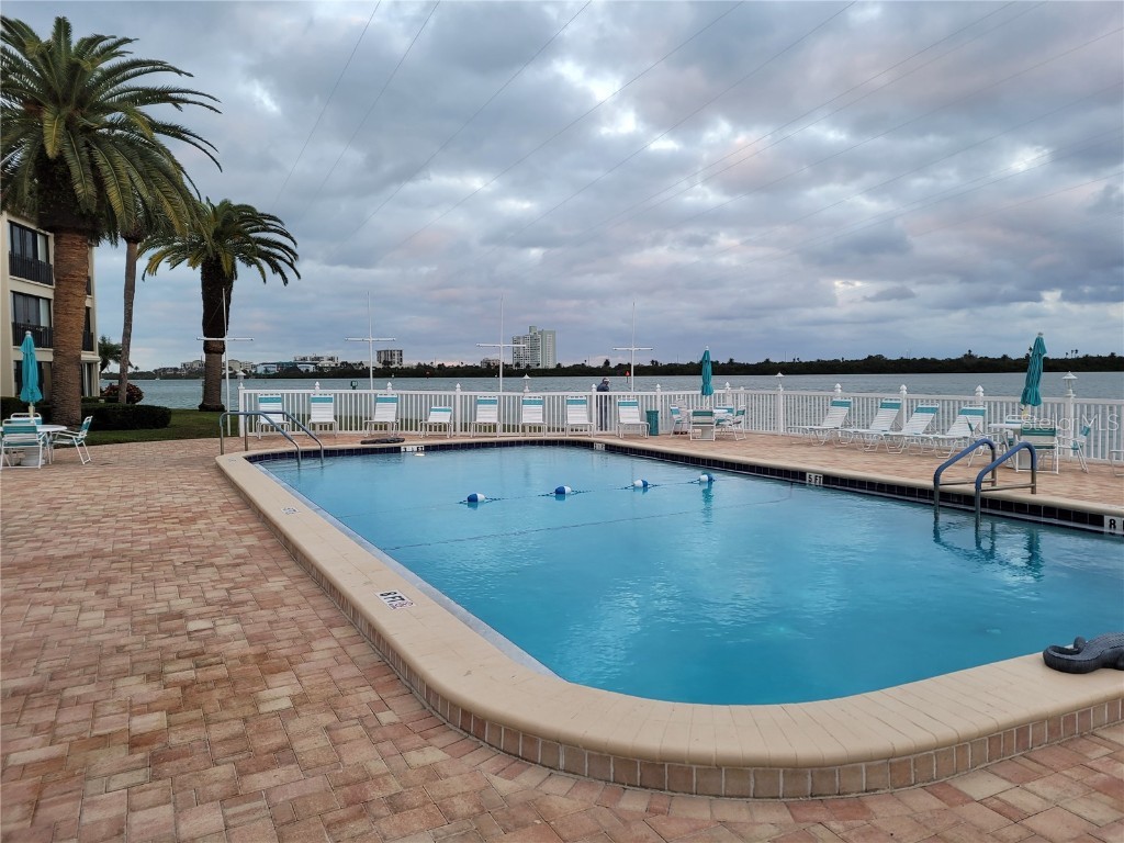 855 Bayway Boulevard #806 Clearwater Beach FL 33767 TB8420758 image9