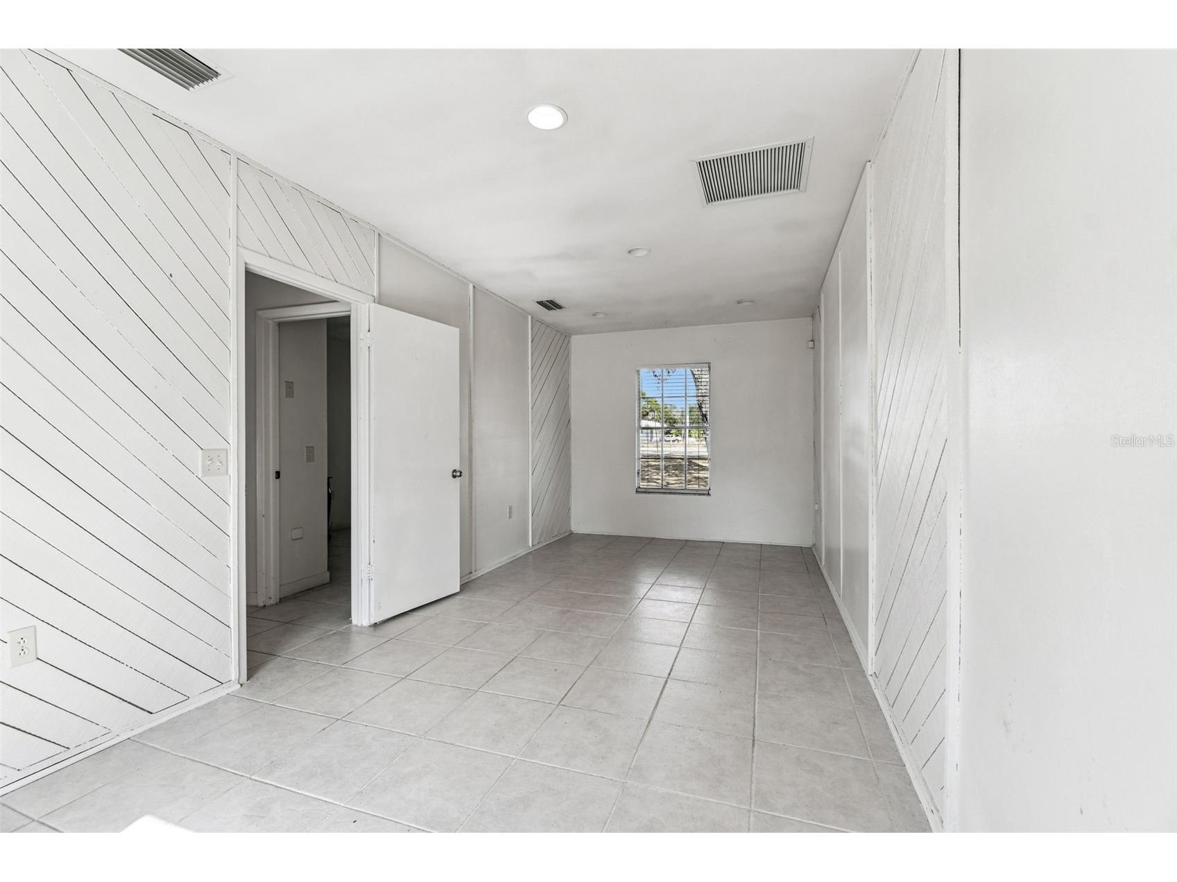 855 E Brandon Boulevard Brandon FL 33511 W7885876 image15