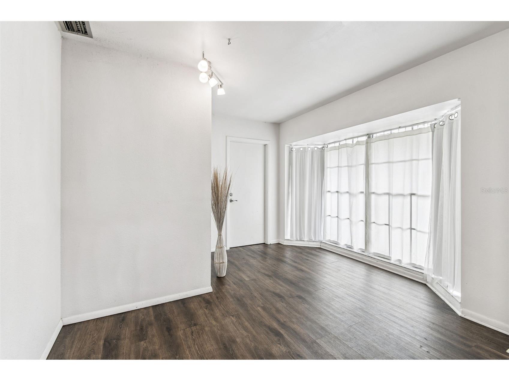 855 E Brandon Boulevard Brandon FL 33511 W7885876 image2