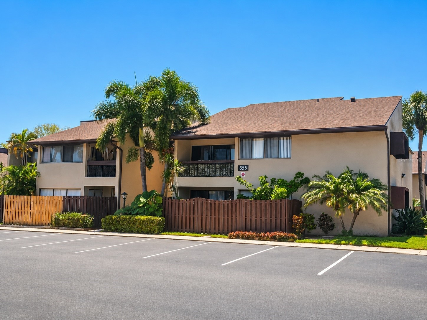 855 N Village Drive N #101 Saint Petersburg FL 33716 TB8505445 image1