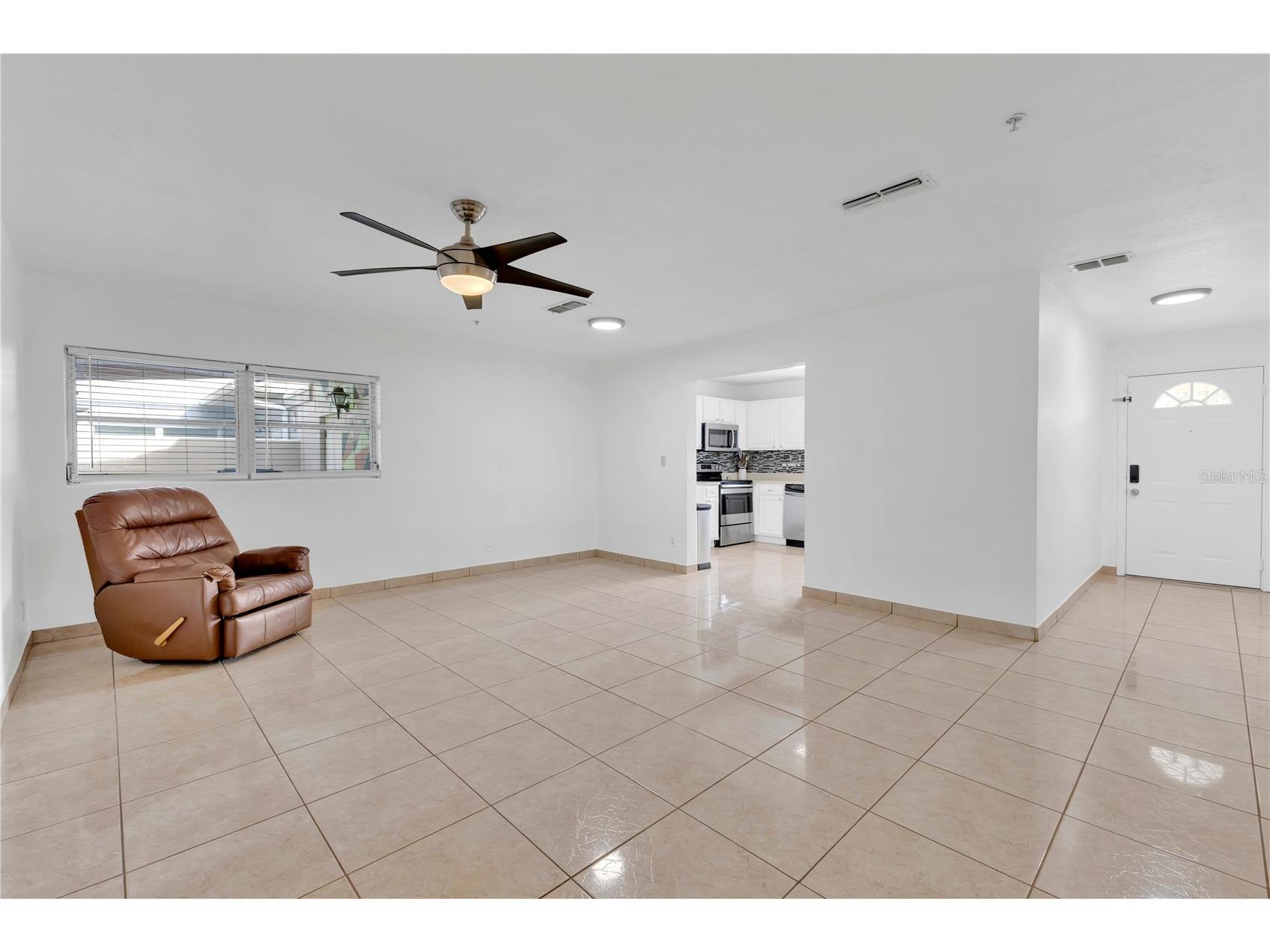 8554 Wichita Place Orlando FL 32827 O6395844 image4
