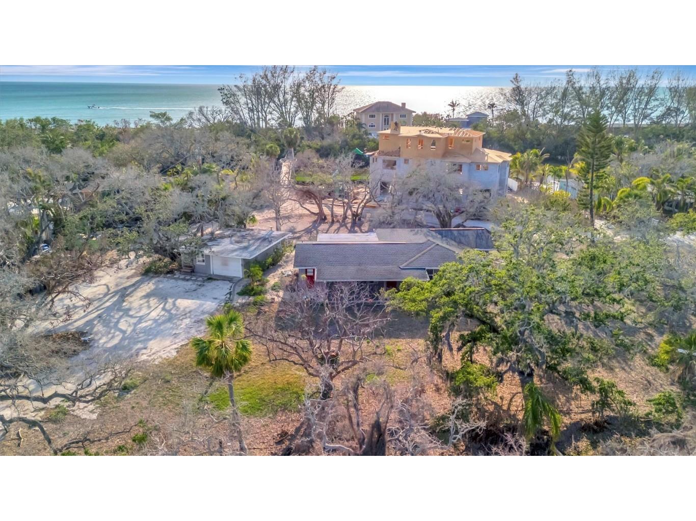 8555 Heron Lagoon Circle Sarasota FL 34242 A4646827 image10